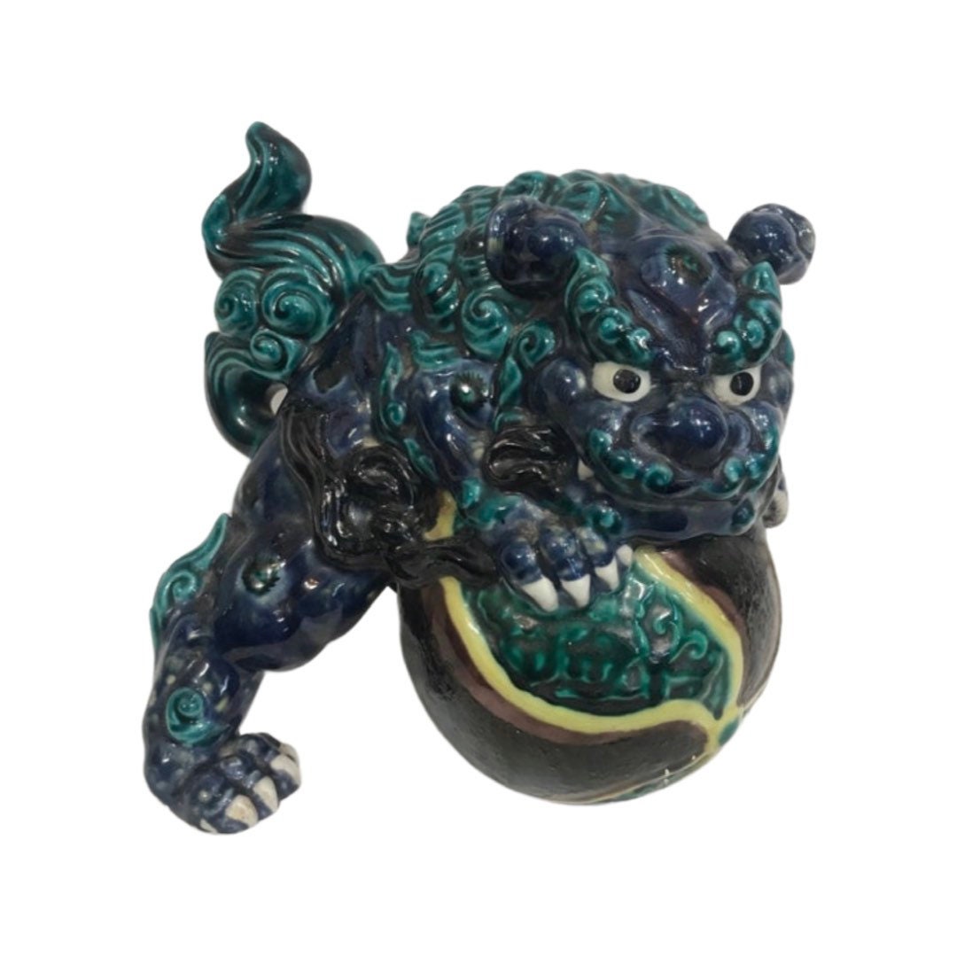 Vintage Chinese Classic Guardian Lion Holding A Ball | Fu Dogs | Foo Lion | Home Decor