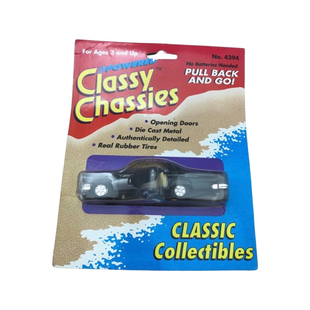 Vintage Classy Chassies Classic Collectibles 1991 ; Thunderbird (Hardtop)