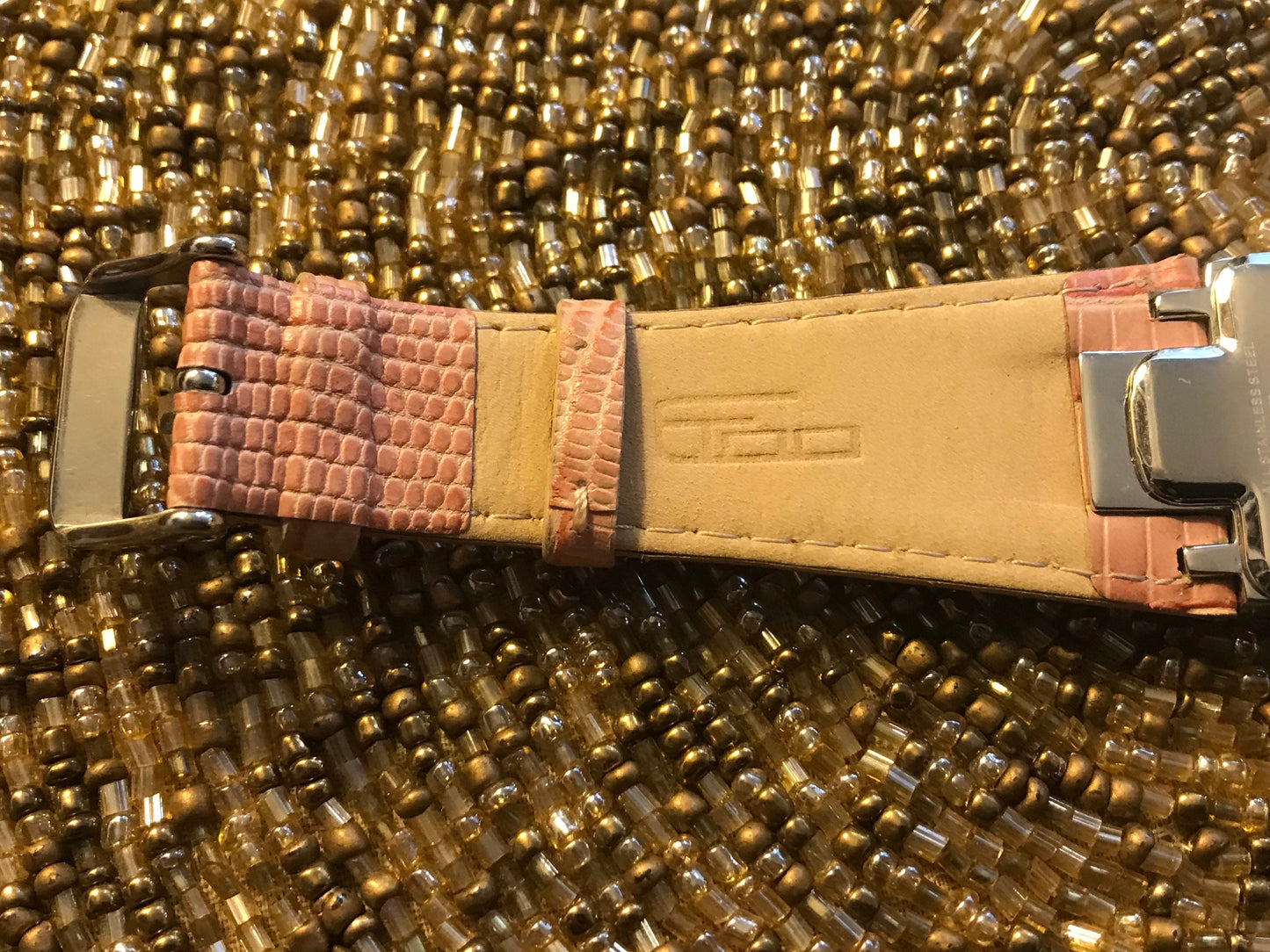 Vintage Pink Leather Wrist Watch | Accessories