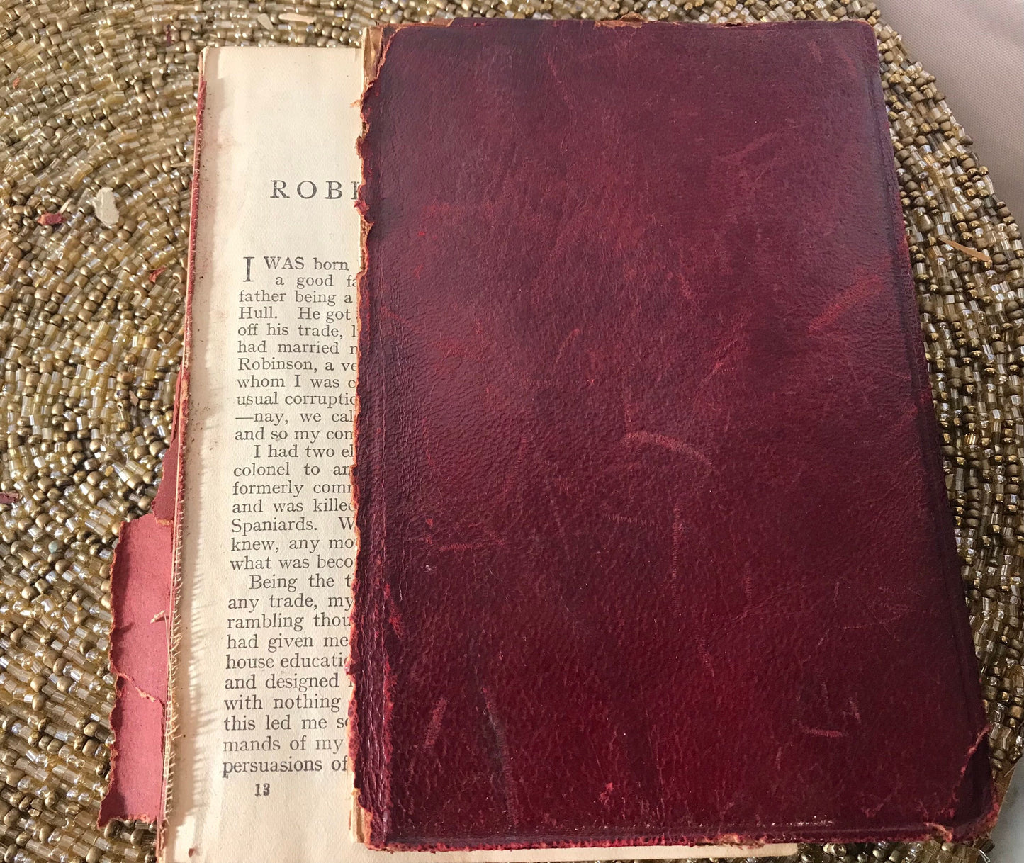 Robinson Crusoe by Daniel Defoe | Literature