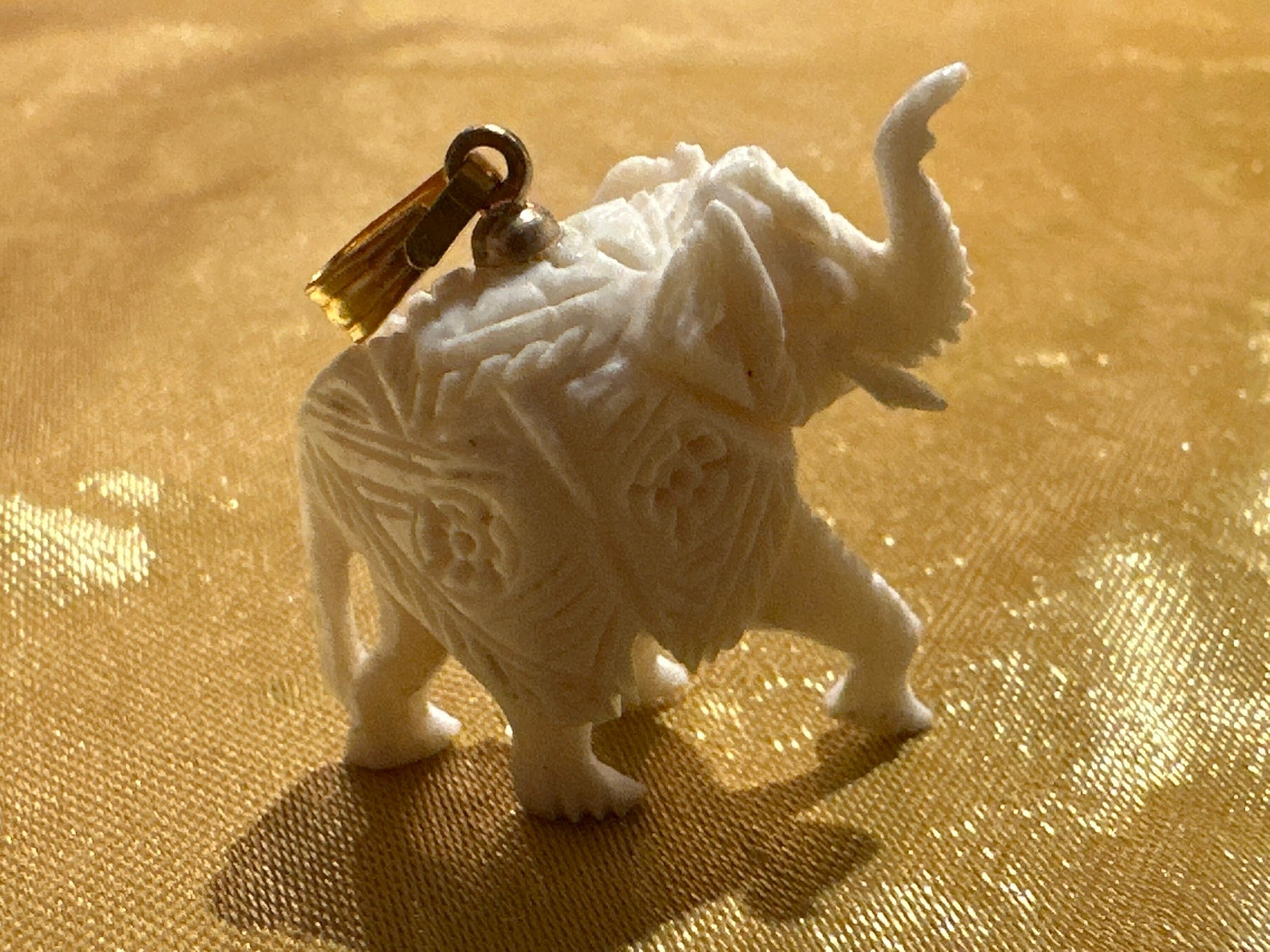 Vintage White Elephant Necklace Charm | Accessories