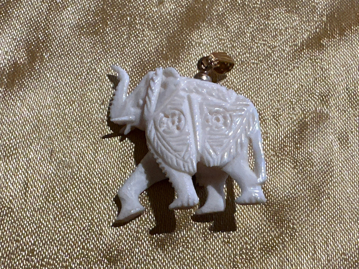 Vintage White Elephant Necklace Charm | Accessories