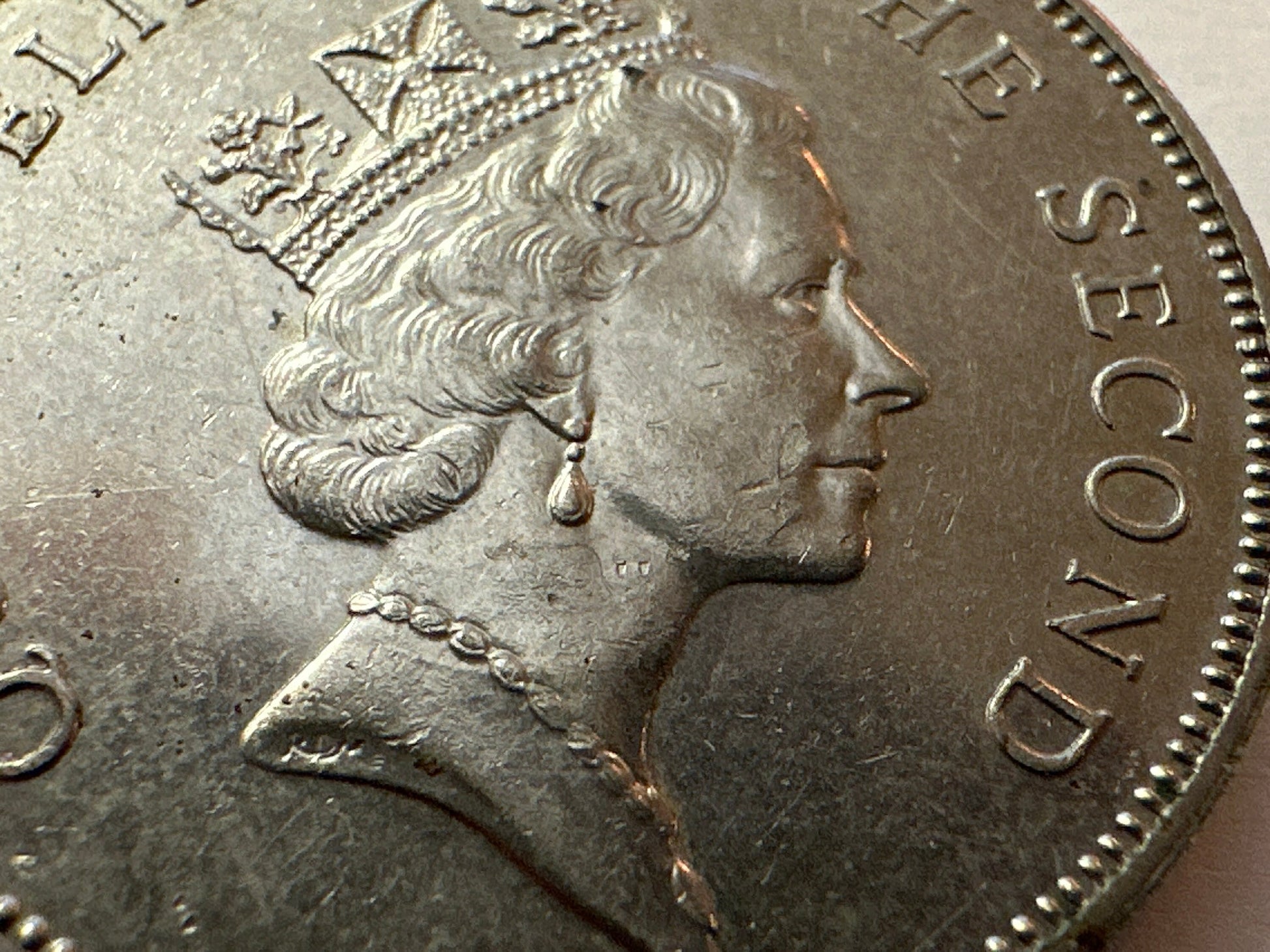Queen Elizabeth The Second 1973 10 New Pence Coin | Memorabilia