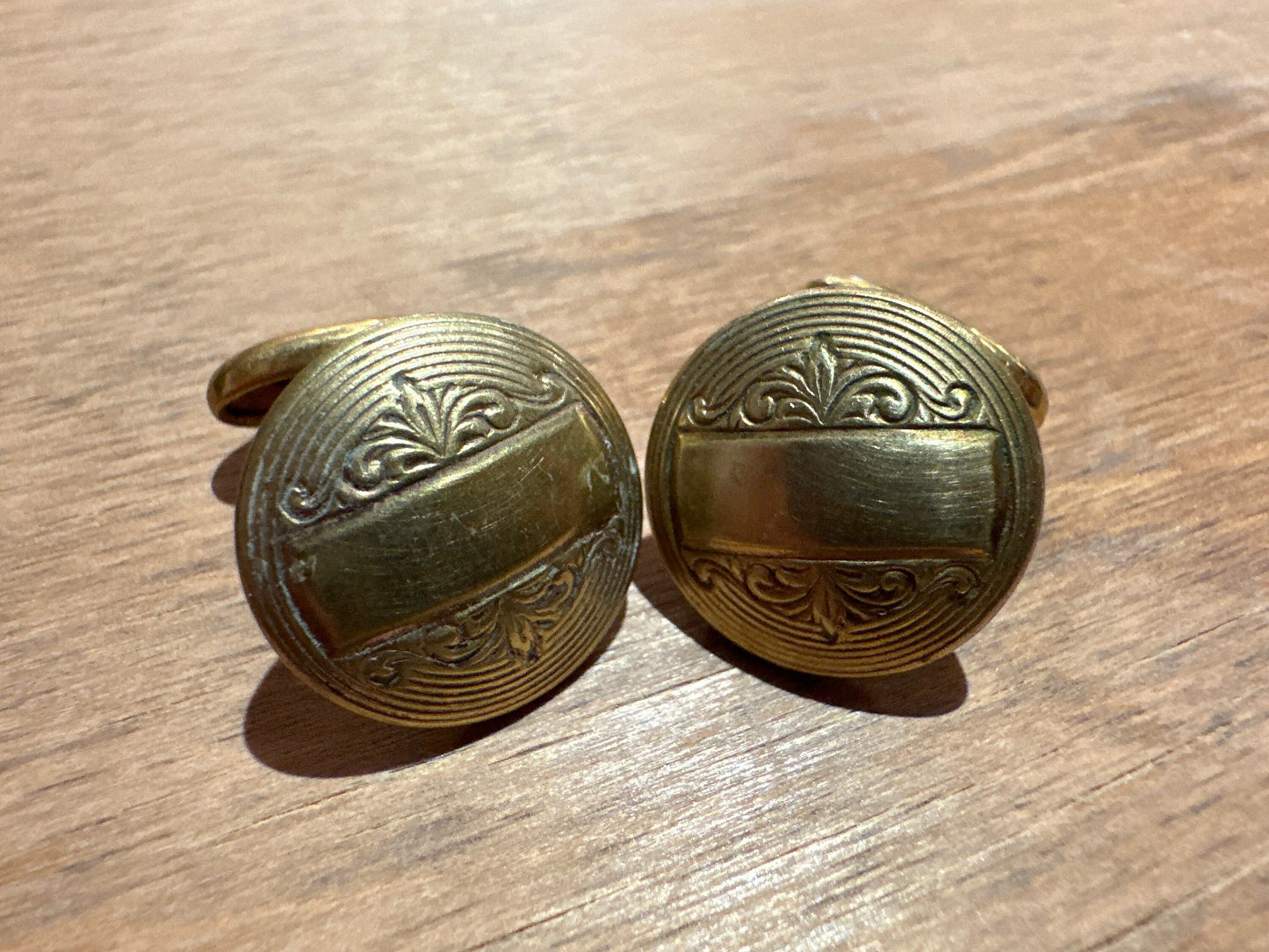 Vintage Goldtone Circle Cuff Links | Accessories