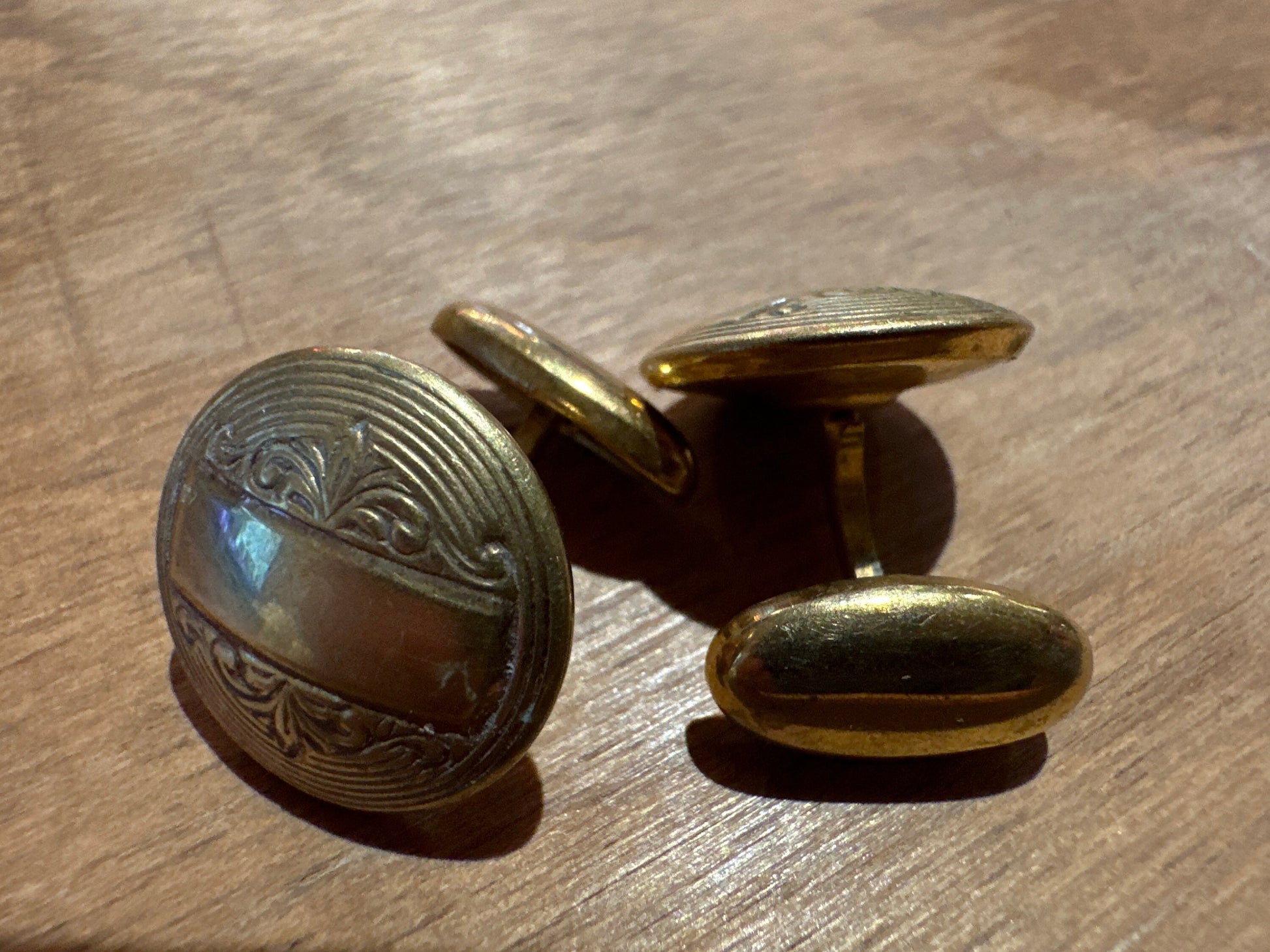 Vintage Goldtone Circle Cuff Links | Accessories