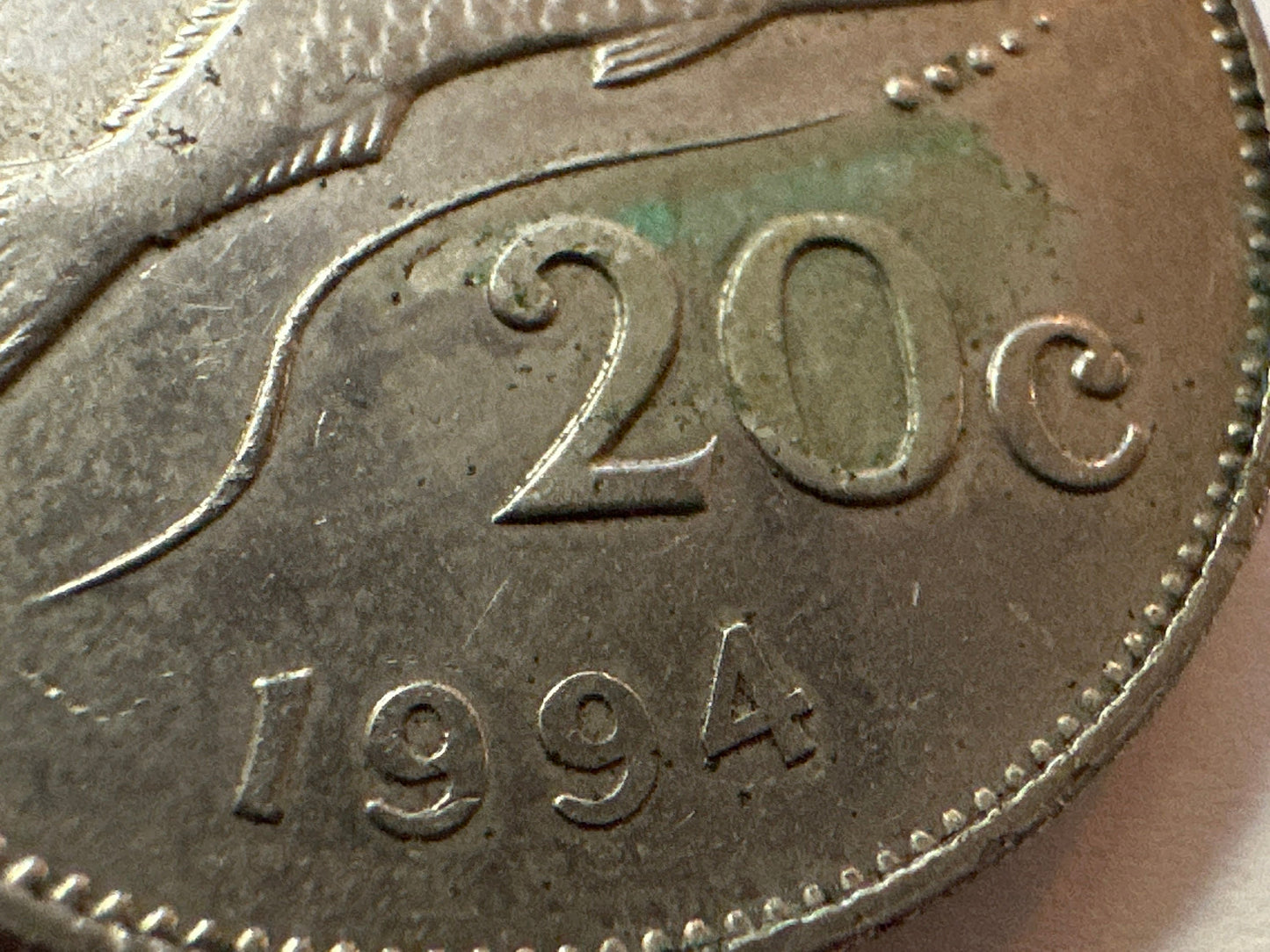 Queen Elizabeth The Second 1994 20 Pence Coin | Memorabilia