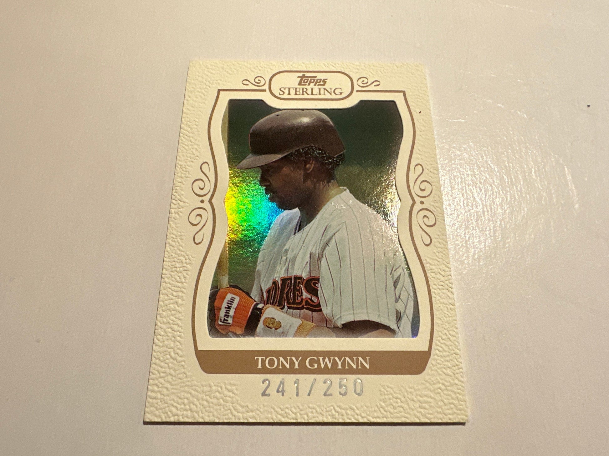 Tony Gwynn - Topps 267 - Collectible Baseball Card | Memorabilia