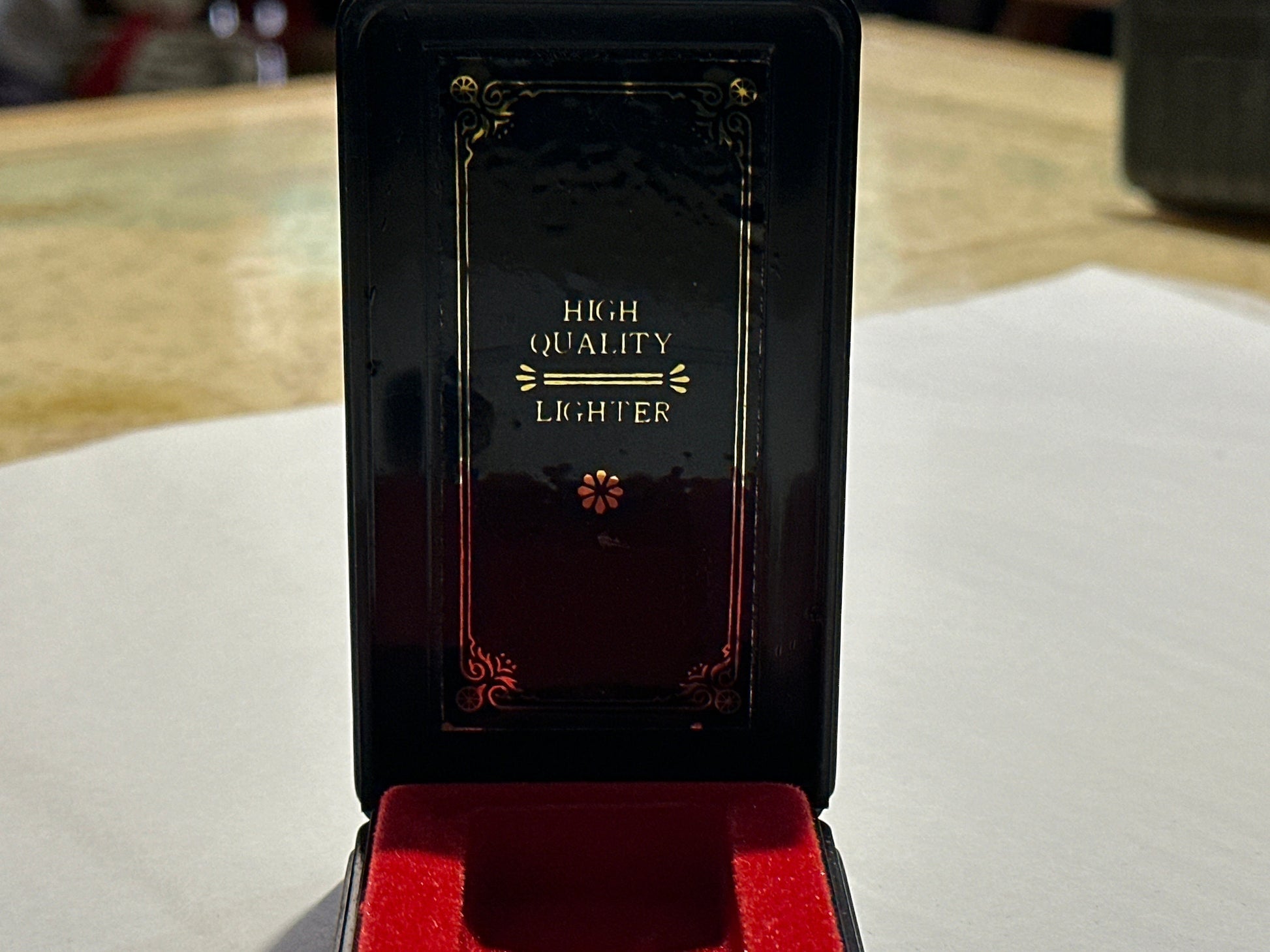 Vintage High Quality Lighter w/ Case | Home & Living