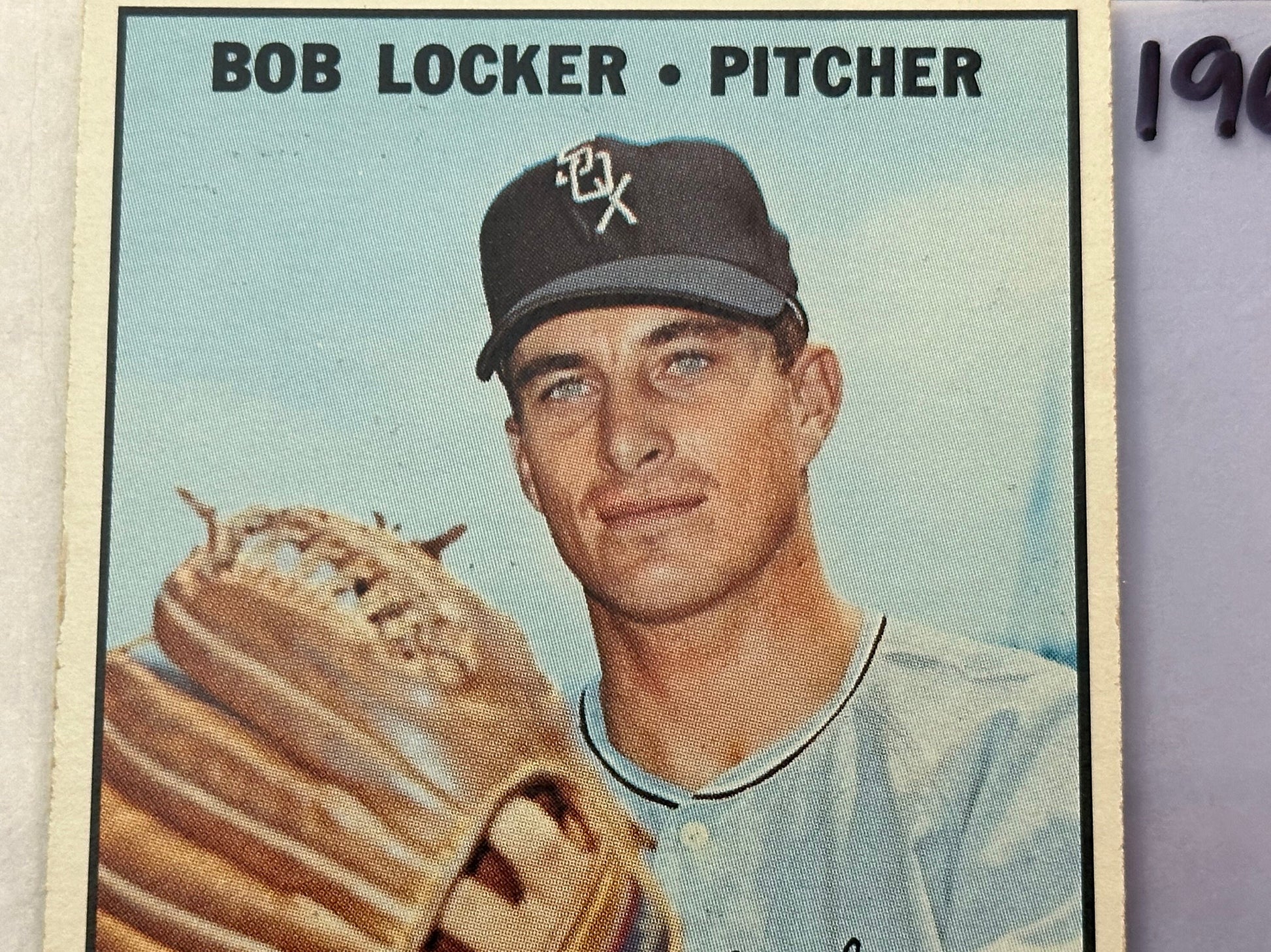 Bob Locker - White Sox Pitcher | 1967 Baseball Card