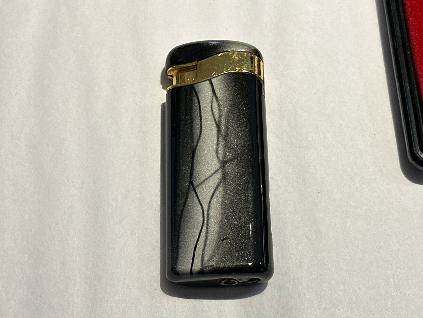 Vintage High Quality Lighter w/ Case | Home & Living