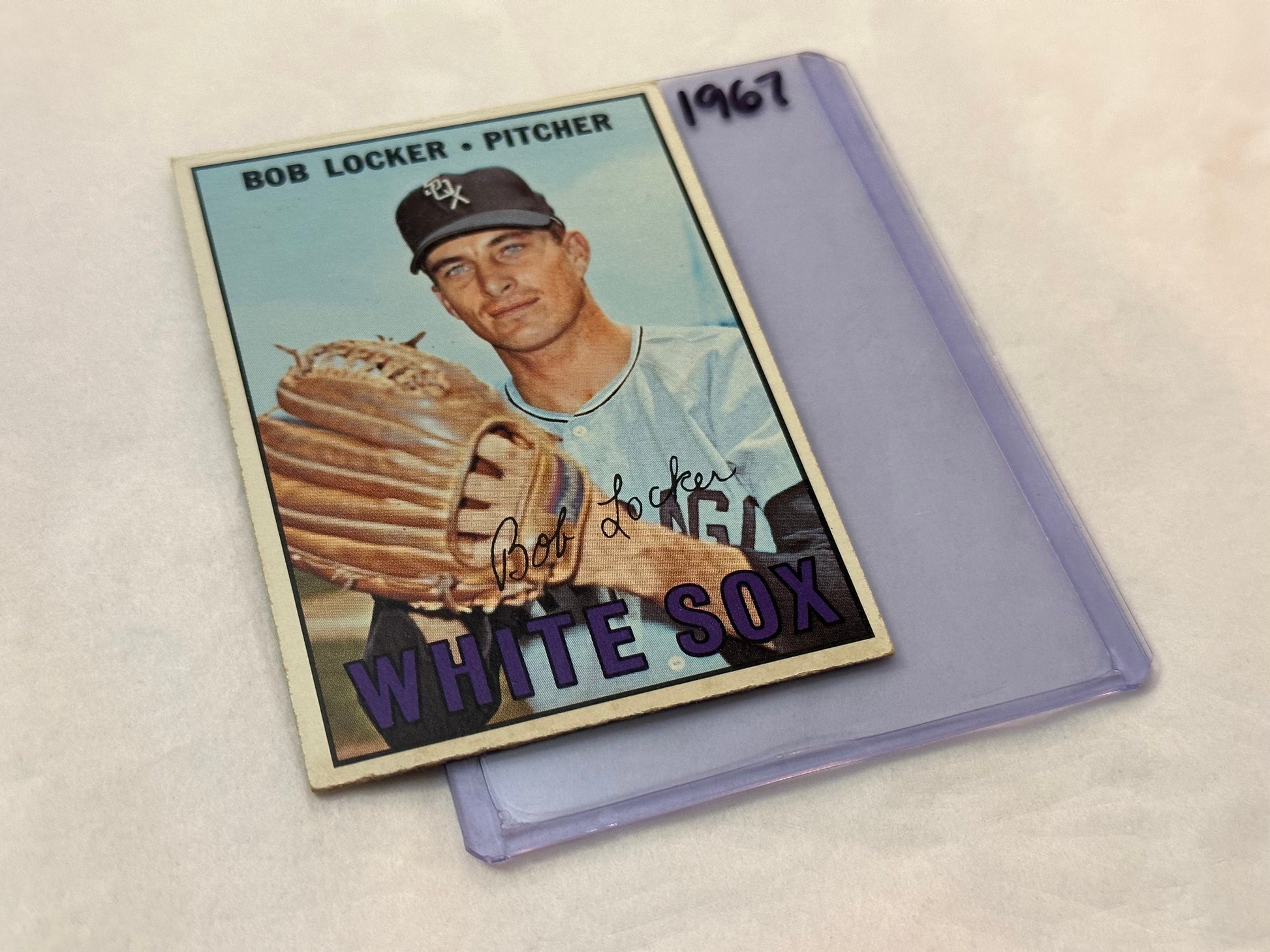 Bob Locker - White Sox Pitcher | 1967 Baseball Card