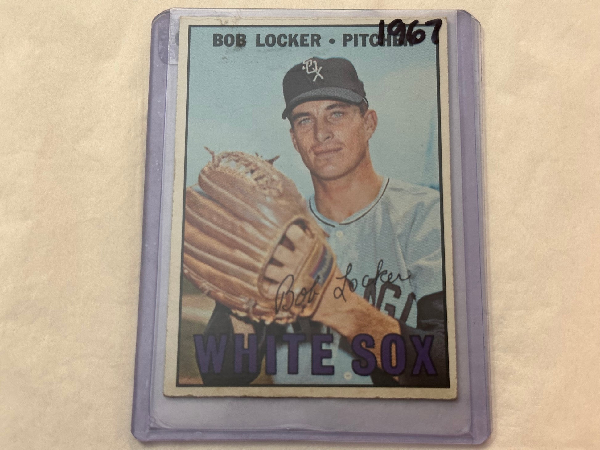 Bob Locker - White Sox Pitcher | 1967 Baseball Card