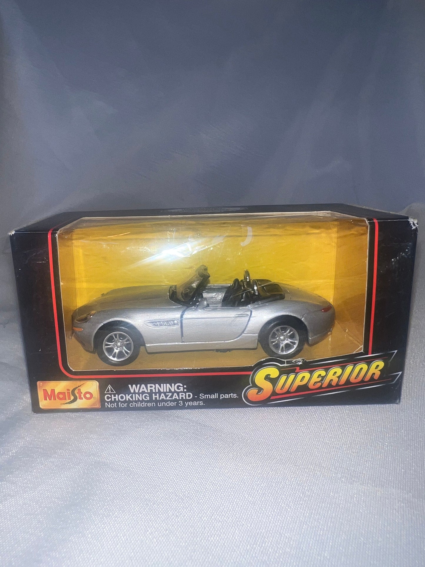 Vintage Maisto Superior Die Cast Metal Collection Car