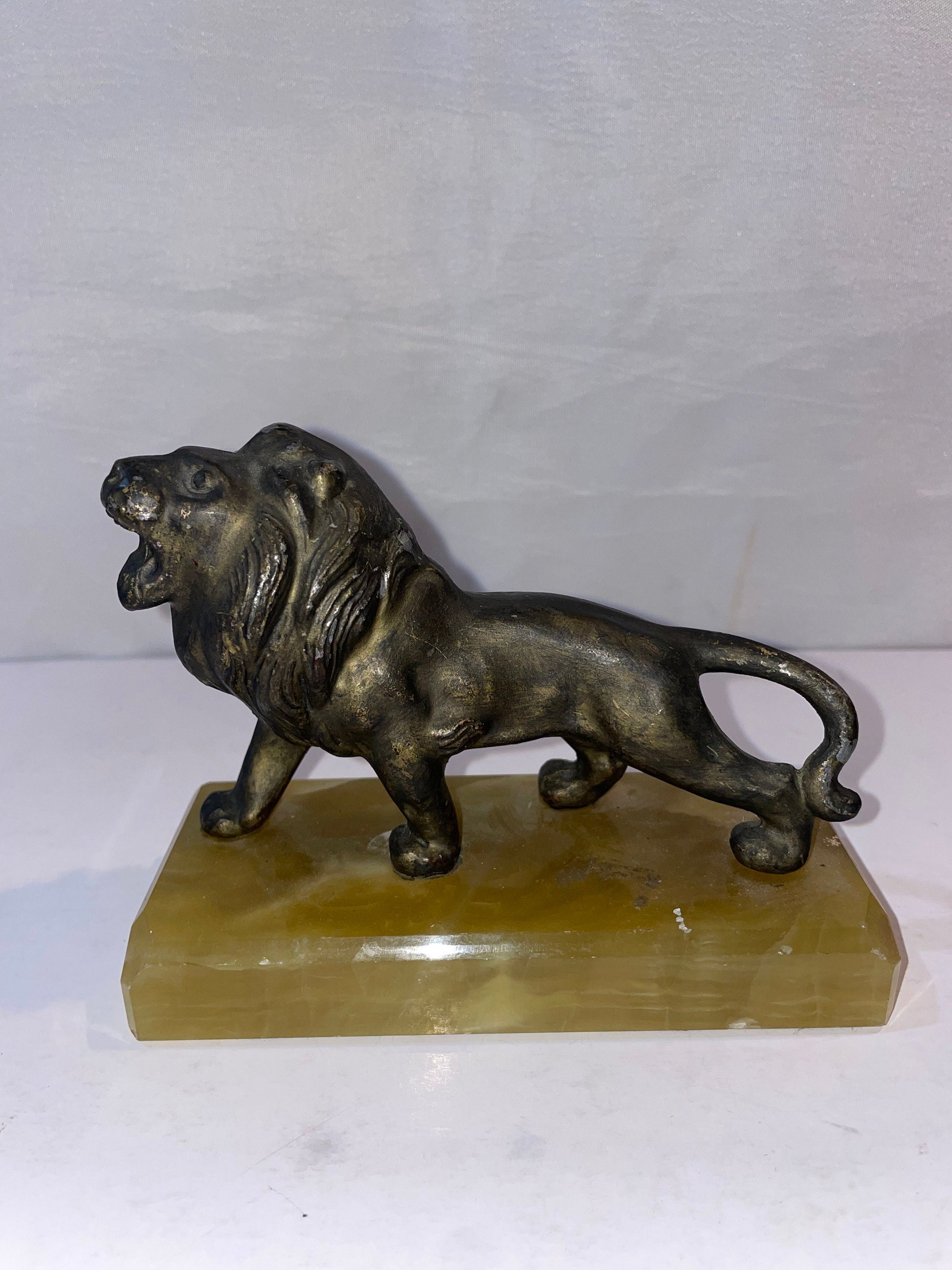 Onyx Lion Pair Bookends