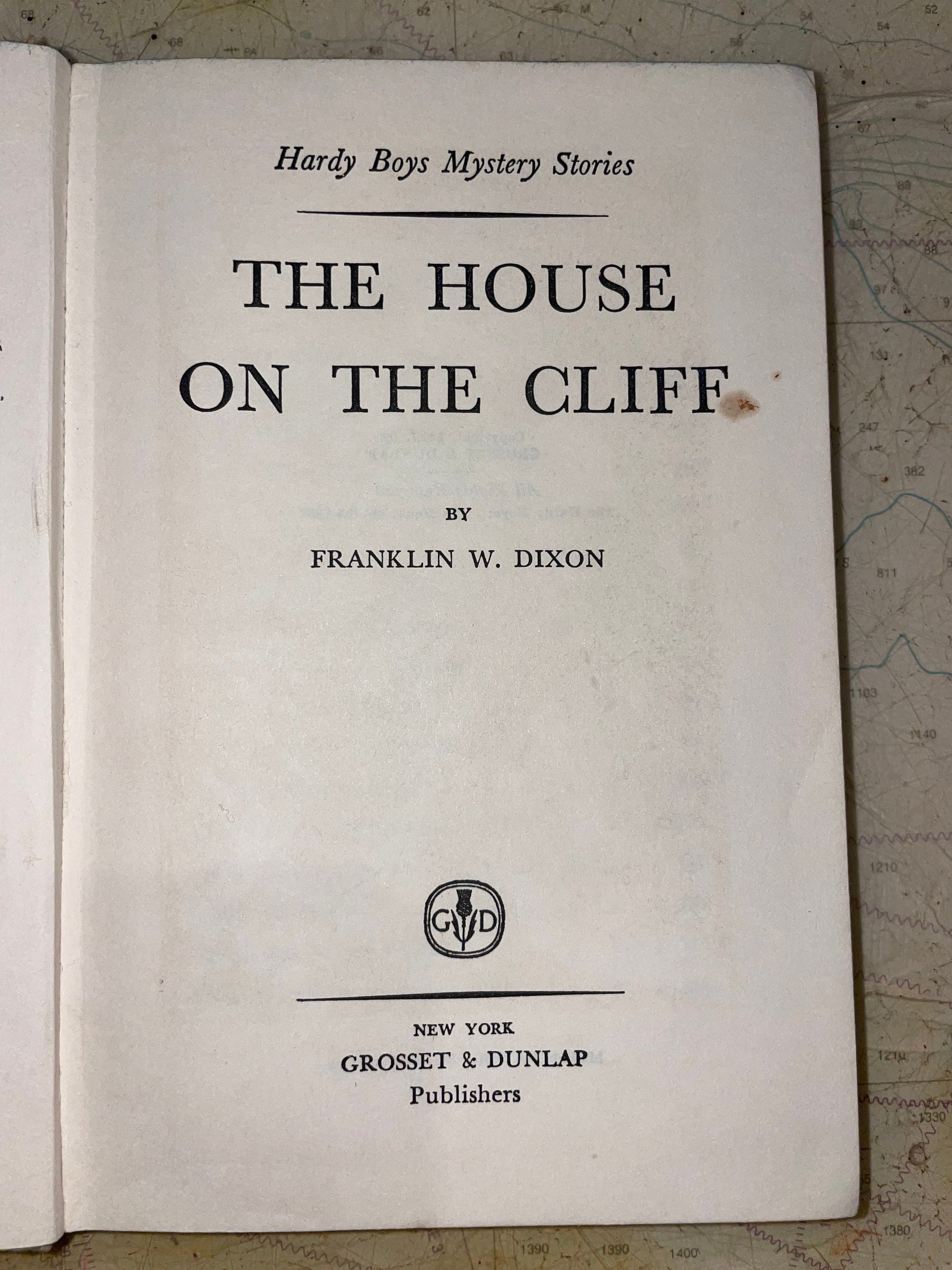 The House On the Cliff by Franklin W. Dixon