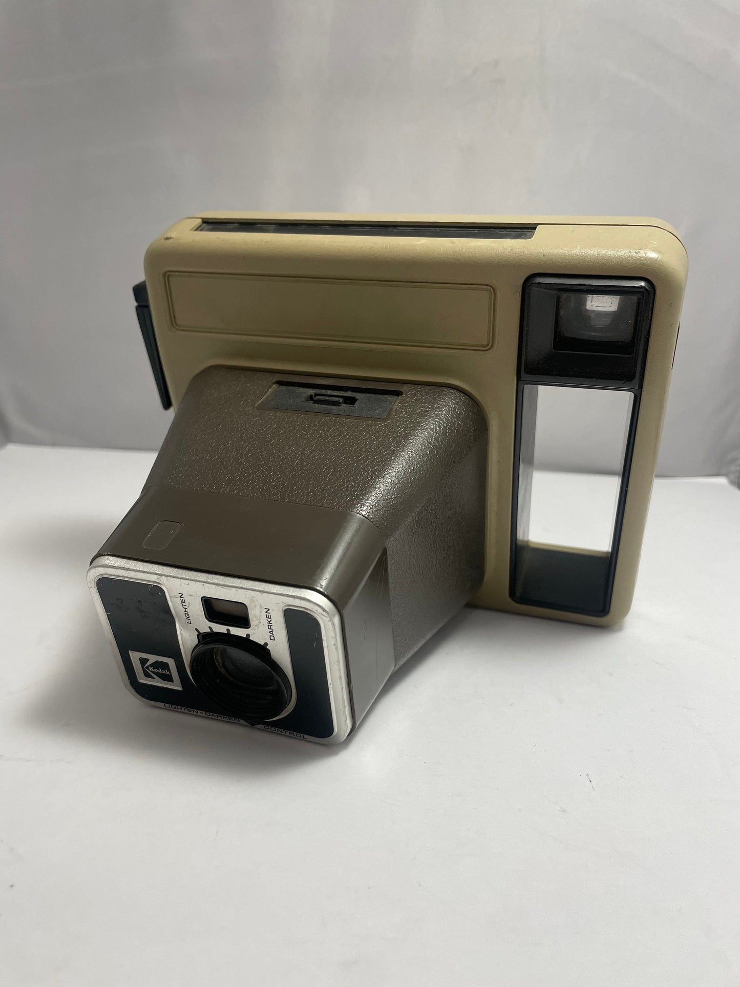 Vintage 1982 Kodak Pleaser II Kodamatic Instant Camera