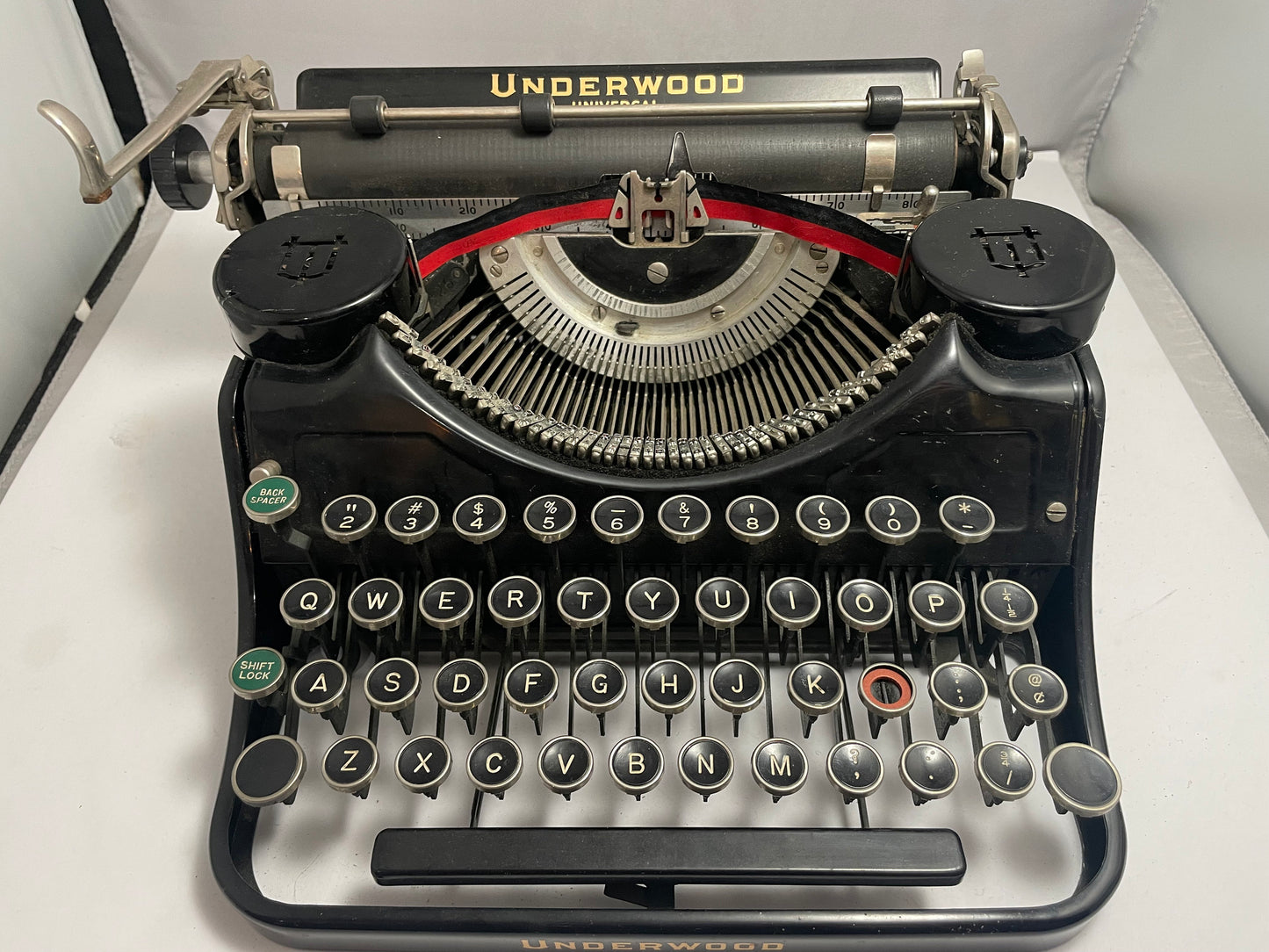 Antique 1920's Underwood Universal Standard Typewriter