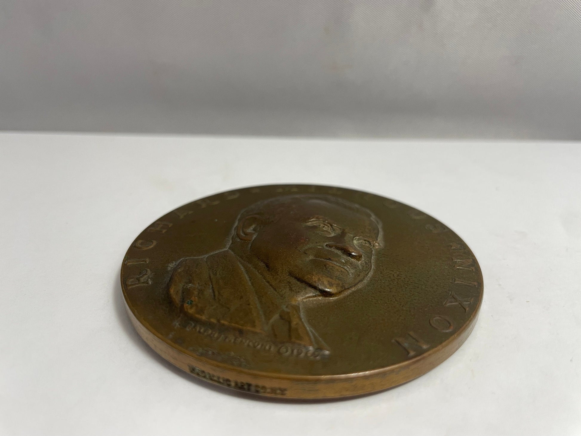 Vintage Richard Milhous Nixon 37th President of US 1969 Inaugurated Vintage Bronze Medal, Presidential Memorabilia, Vintage US Collectible