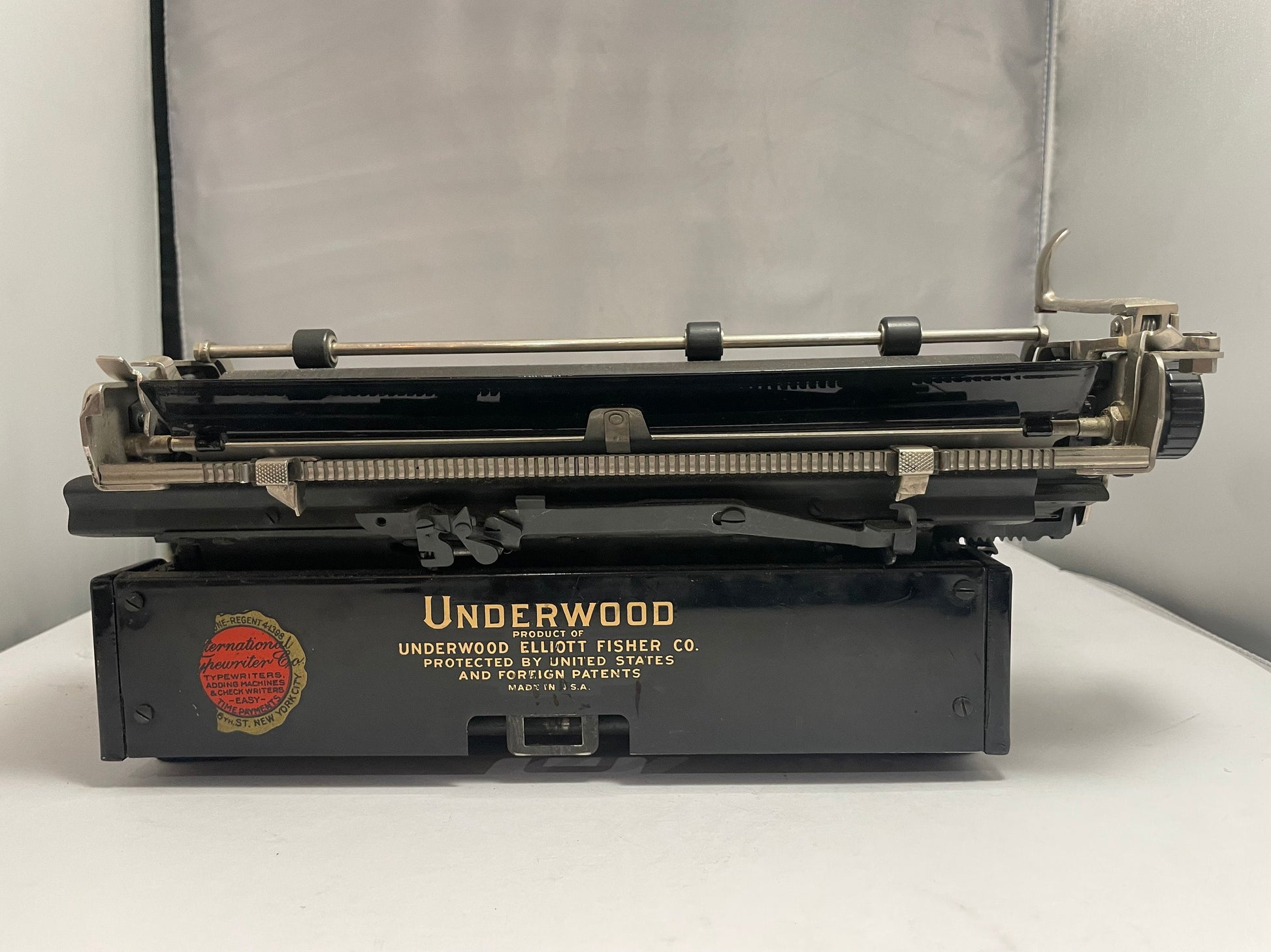 Antique 1920's Underwood Universal Standard Typewriter