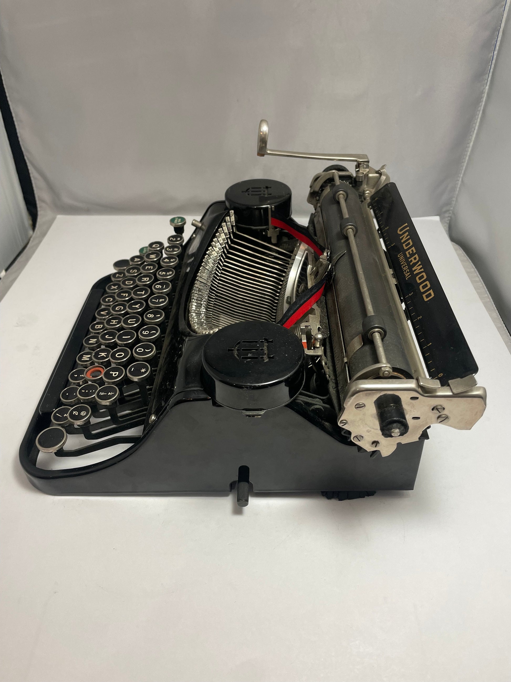 Antique 1920's Underwood Universal Standard Typewriter