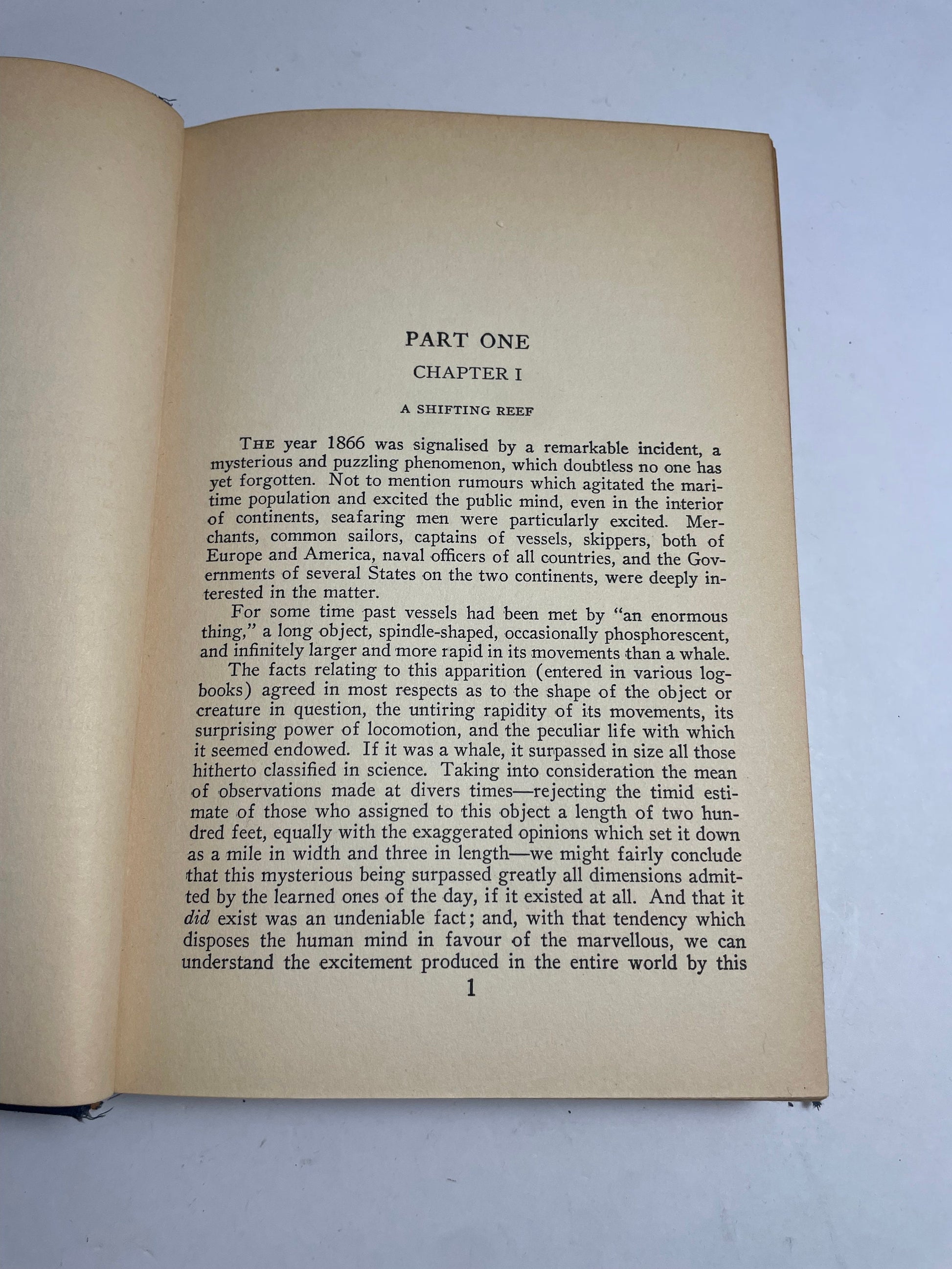 Immortal Masterpieces of Literature, Twenty Thousand Leagues Under the Sea and The Blockade Runners by Jules Verne, Vintage Literature