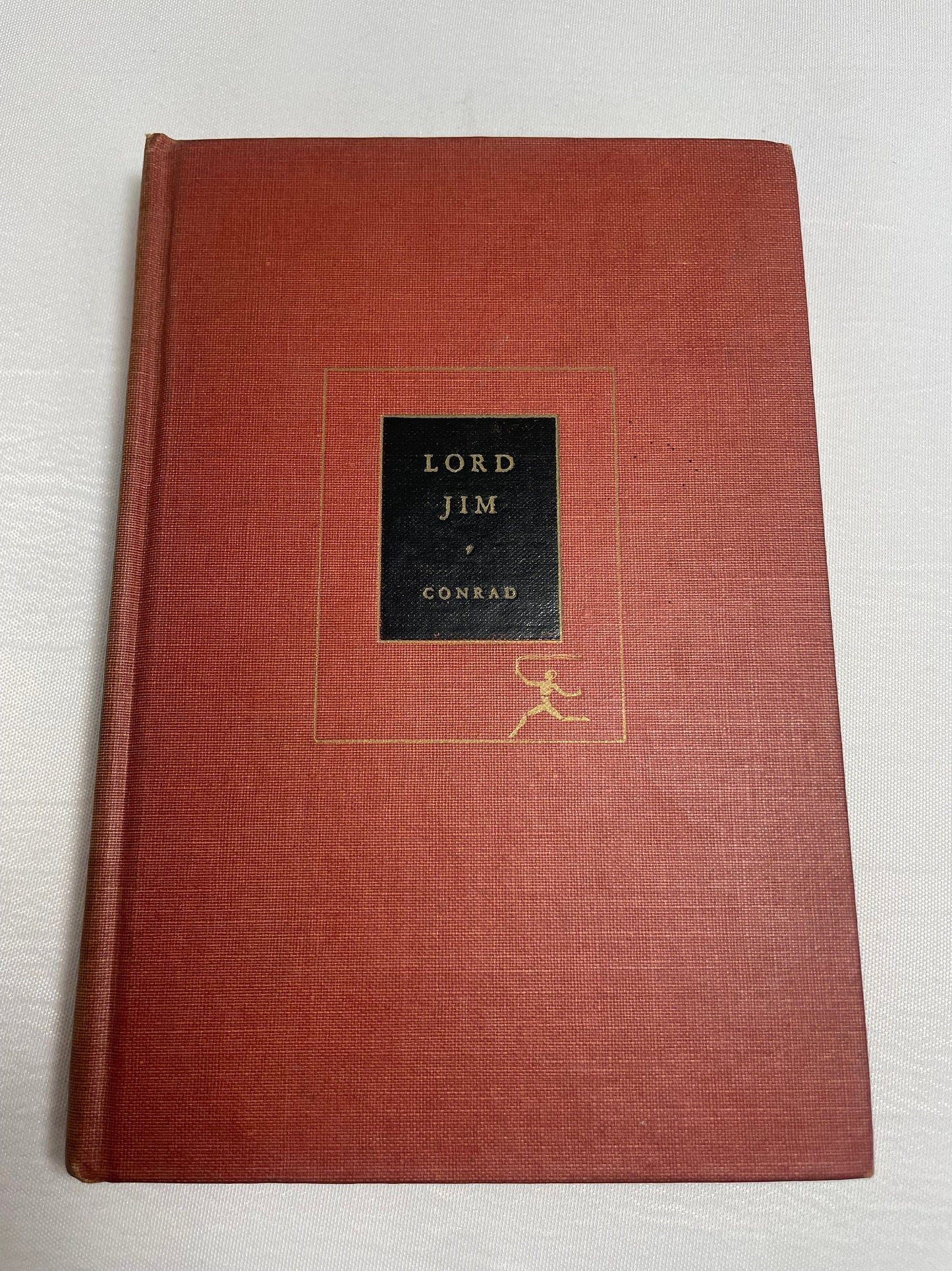 Lord Jim by Joseph Conrad, Vintage 1980's Edition, Collectible Classic Novel, Psychological Fiction