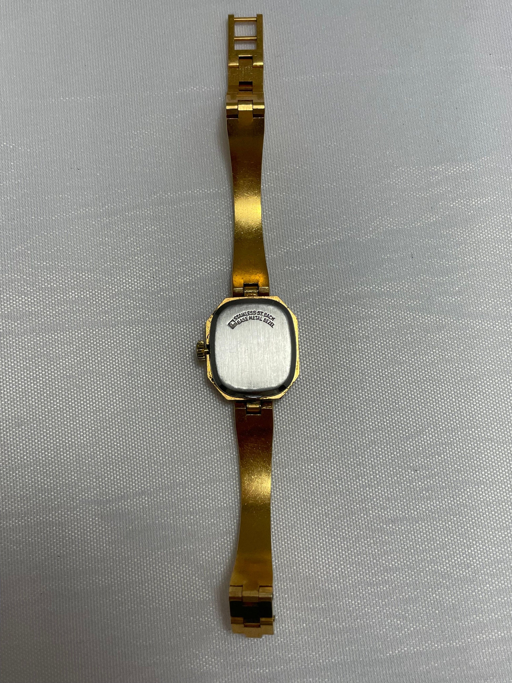 Vintage Women's Vulcain 17 Jewels Wrist Watch, Stainless Steel Back, Base Metal Bezel, Mechanical Watch, Accessories, Women's Jewelry