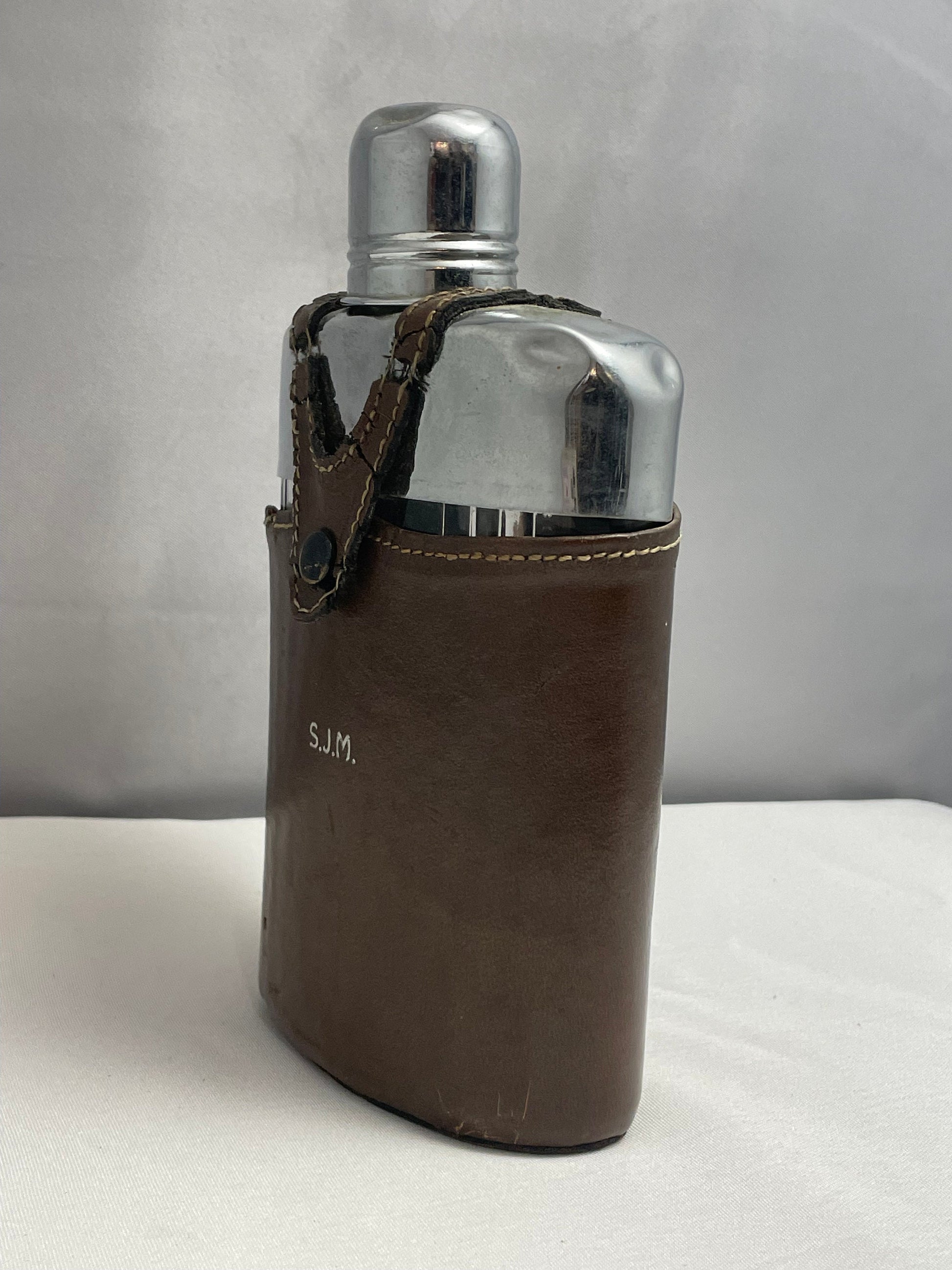 Vintage Leather Flask Holder, Monogrammed Cover, Personalized 1980's Drink Carrier