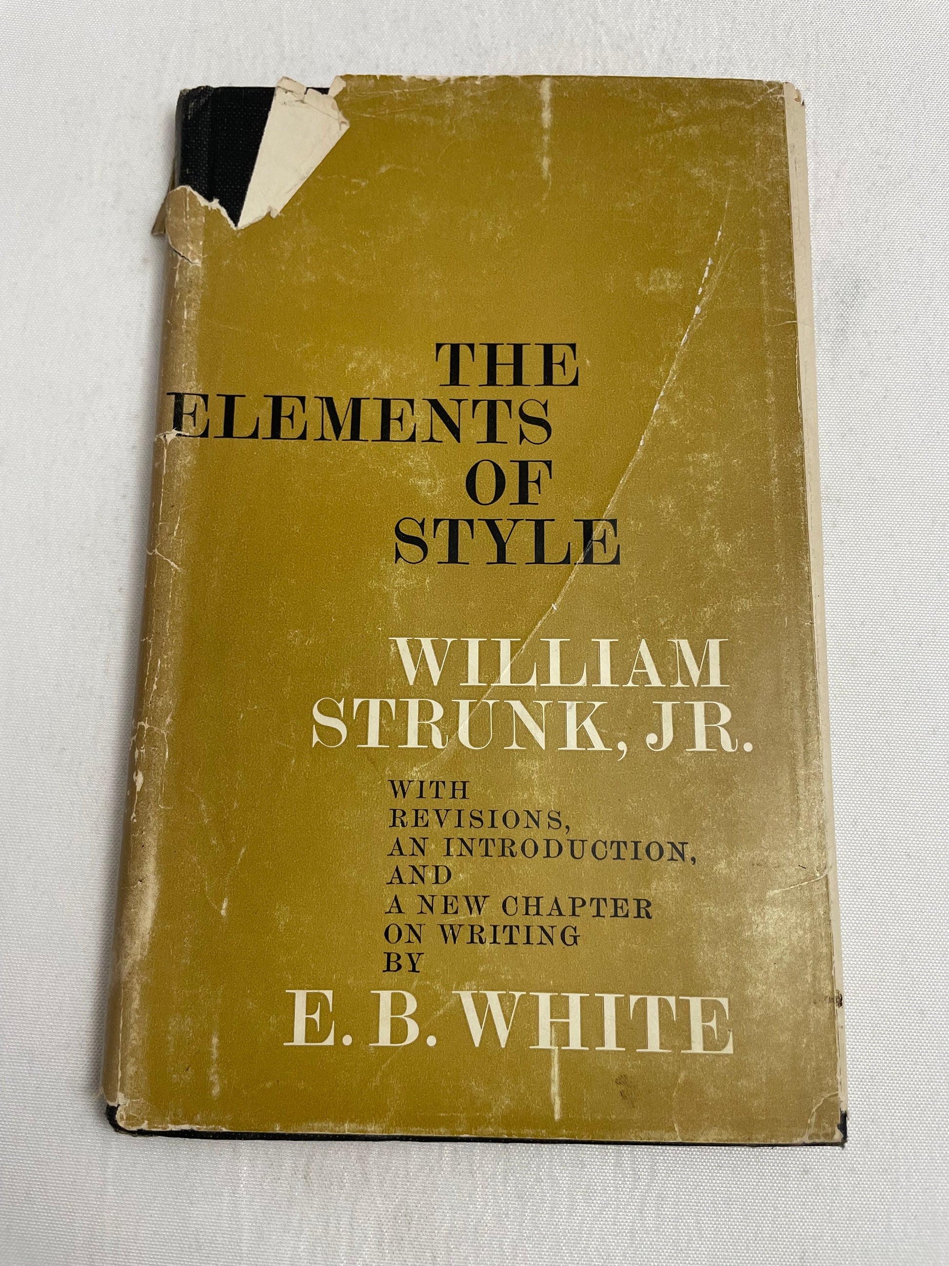 The Elements of Style by William Strunk Jr & E.B. White, Vintage Book 1959, Style Manual, Writing Guide, English Literature