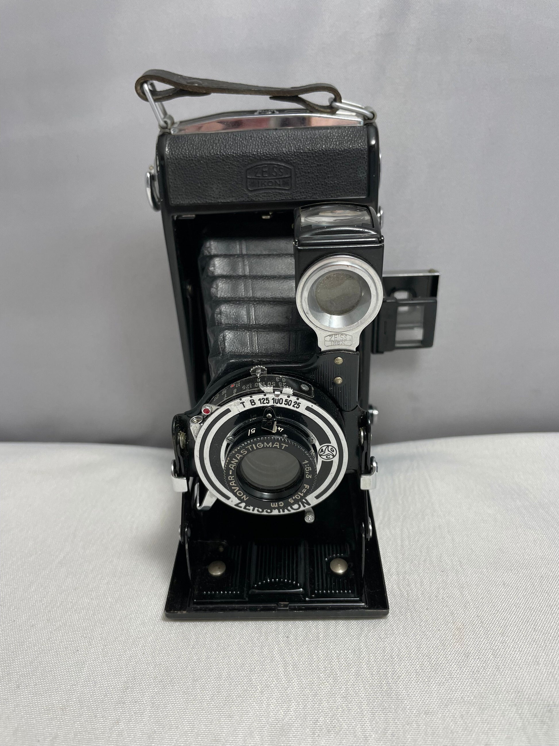 Antique 1940's Zeiss Ikon Telma Camera, Novar - Anastigmat, Vintage Camera, Collectible Camera, Rare Antiques