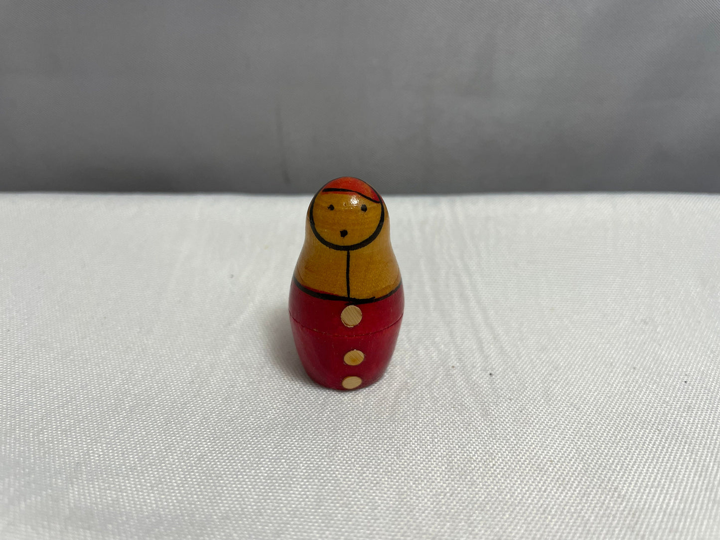 Vintage Russian Nesting Dolls, Wooden Hand painted Nesting Dolls, Rare Vintage Collectible, Set of 8