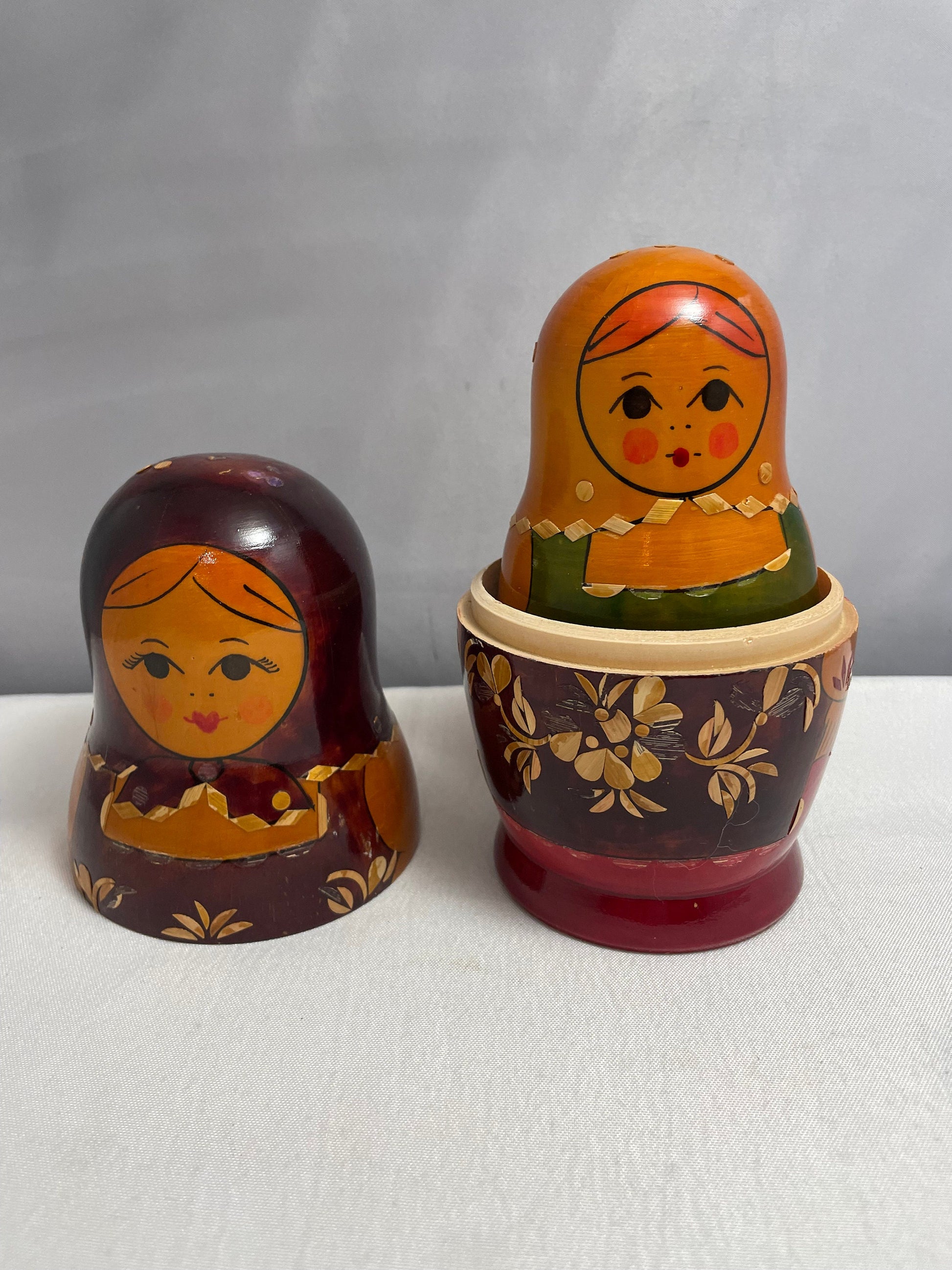 Vintage Russian Nesting Dolls, Wooden Hand painted Nesting Dolls, Rare Vintage Collectible, Set of 8