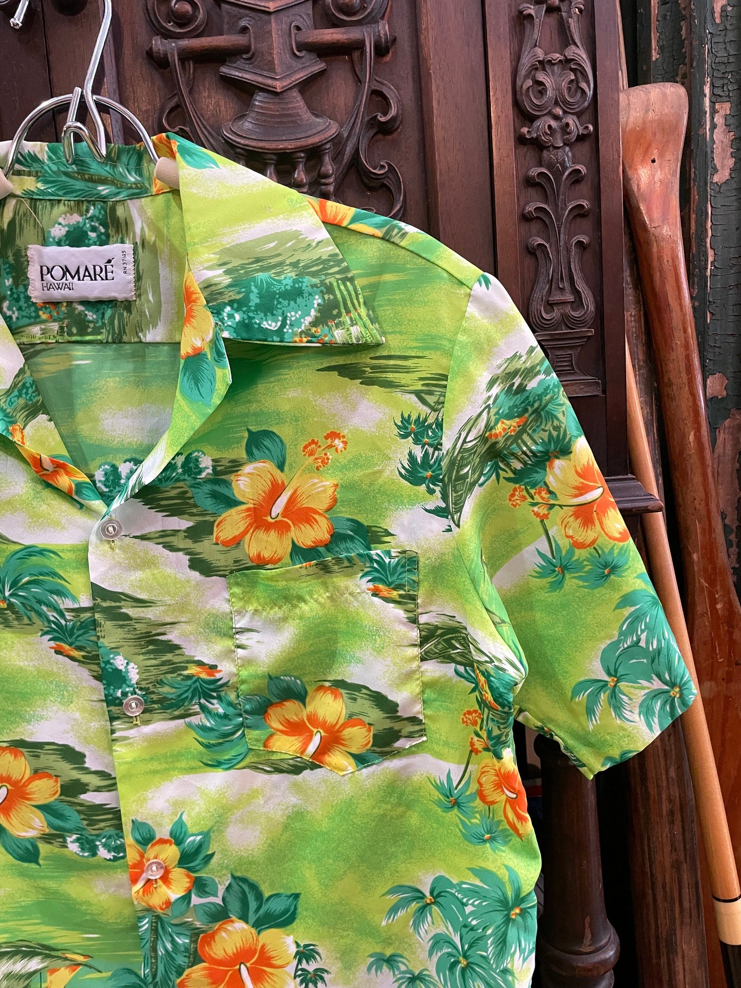 Vintage Pomare Tahiti Hawaiian Shirt Bright Colorful Hibiscus Print
