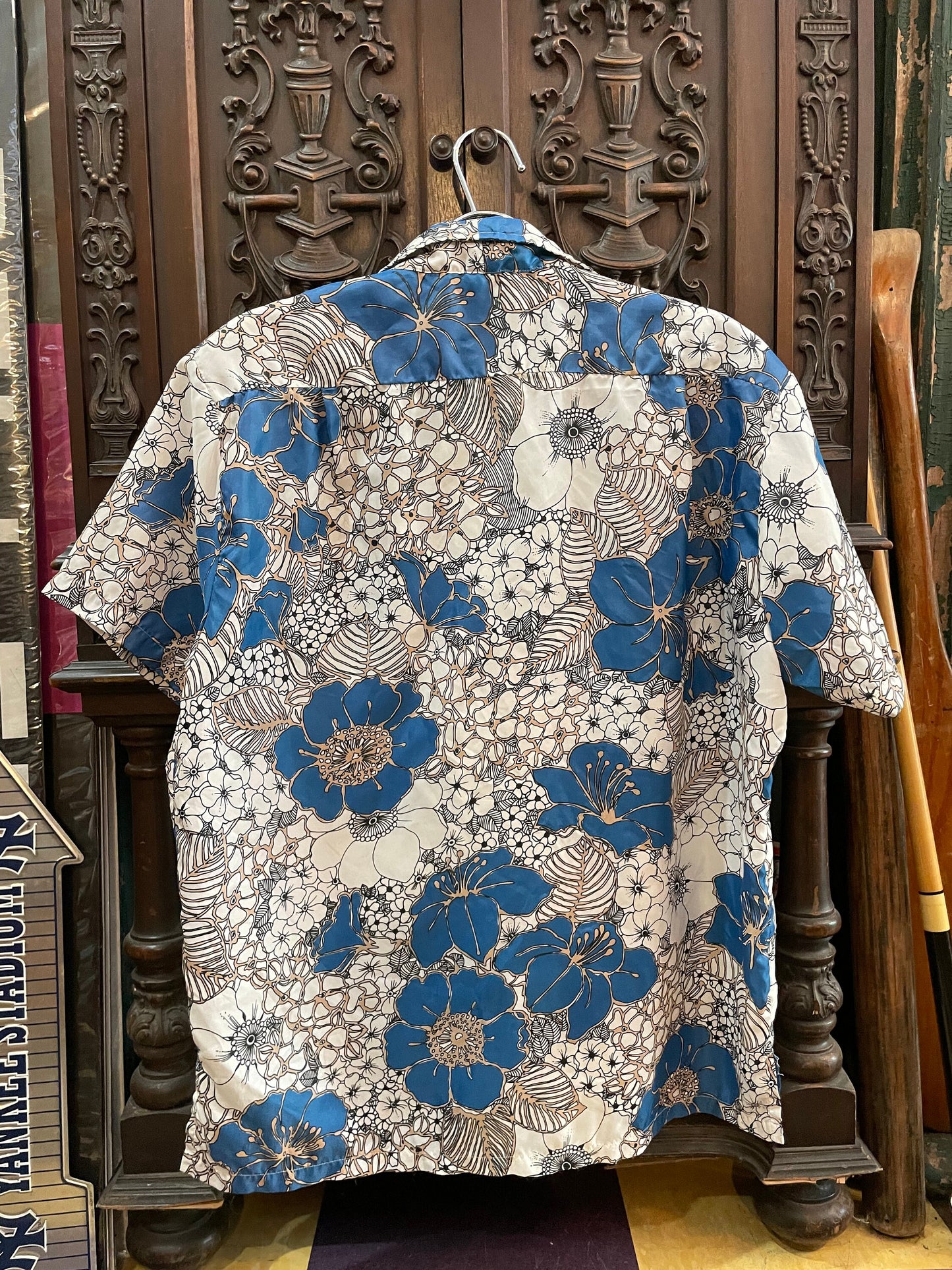 Vintage's Hawaiian Shirt A Product of Coastline Originals Surfers Paradise, Silk Shirt, Blue and White Floral Design