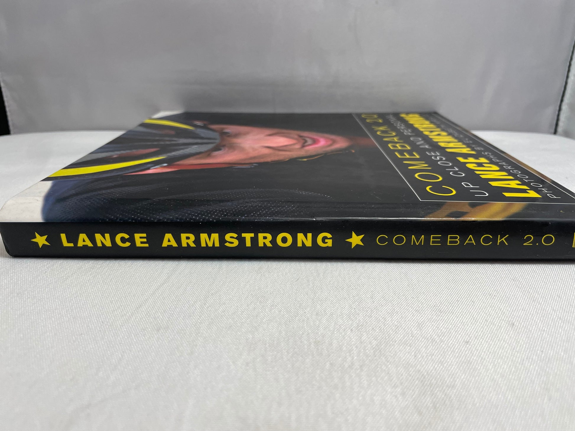 SIGNED COPY Comeback 2.0 Up Close and Personal Lance Armstrong Photography by Elizabeth Kreutz, Autographed Book, Collectible Book