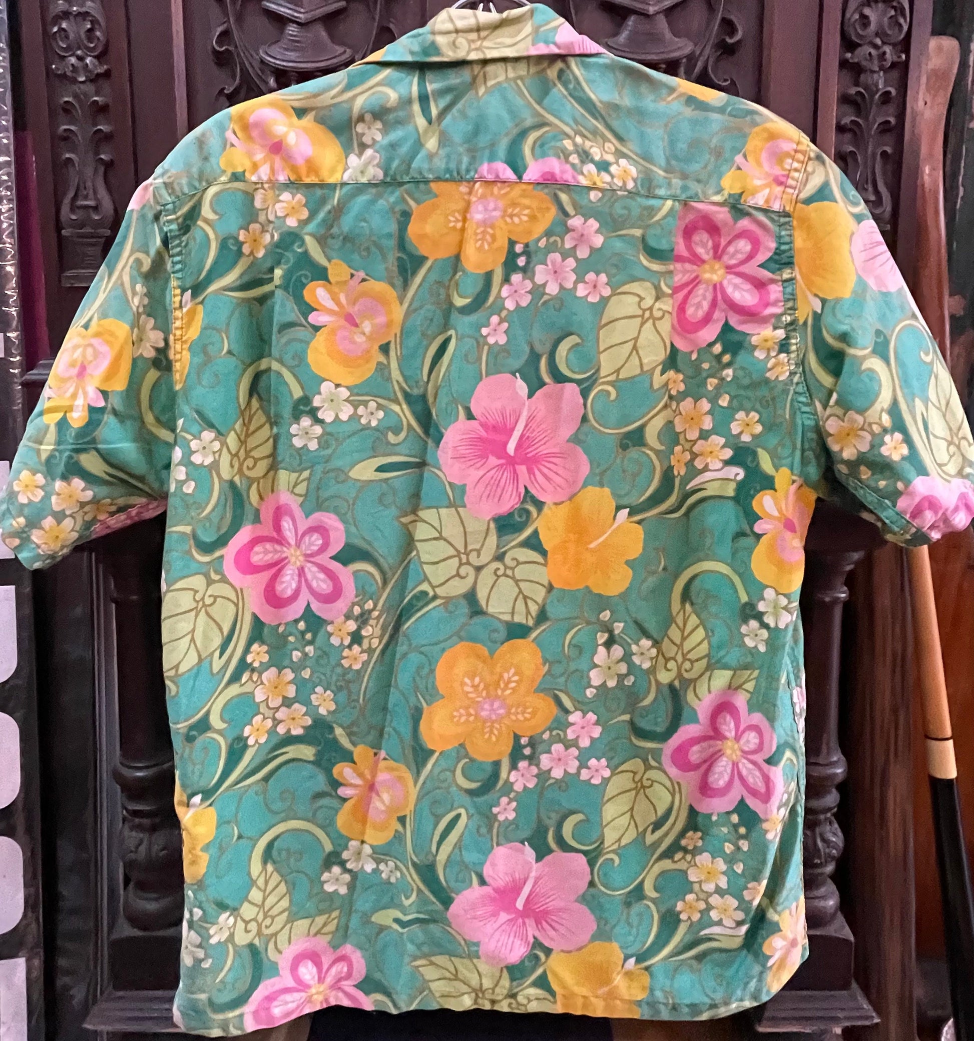 Vintage Green, Yellow, and Pink Floral Hawaiian Shirt Made in Hawaii, Hawaiian Shirt, Button Down Shirt, Vintage Clothing