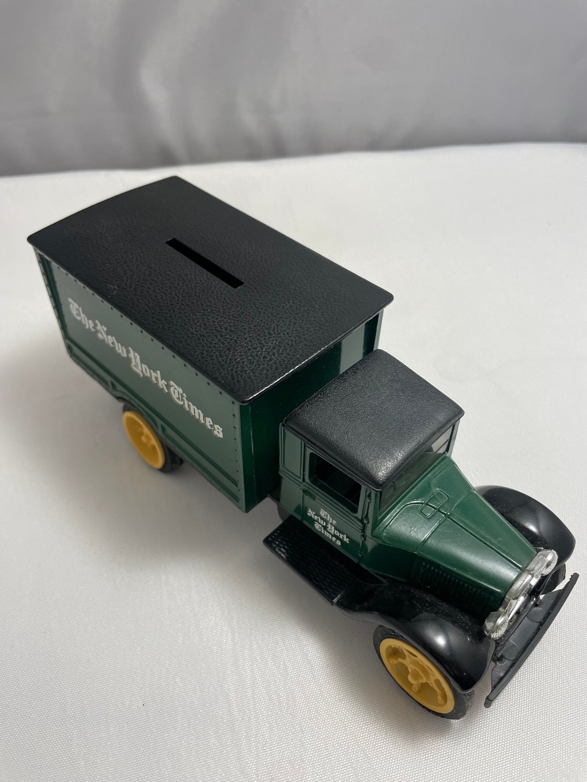 The New York Times 1931 Hawkeye Truck Advertising Car Piggy Bank, Toy Car, Rare Collectible, Advertising Truck