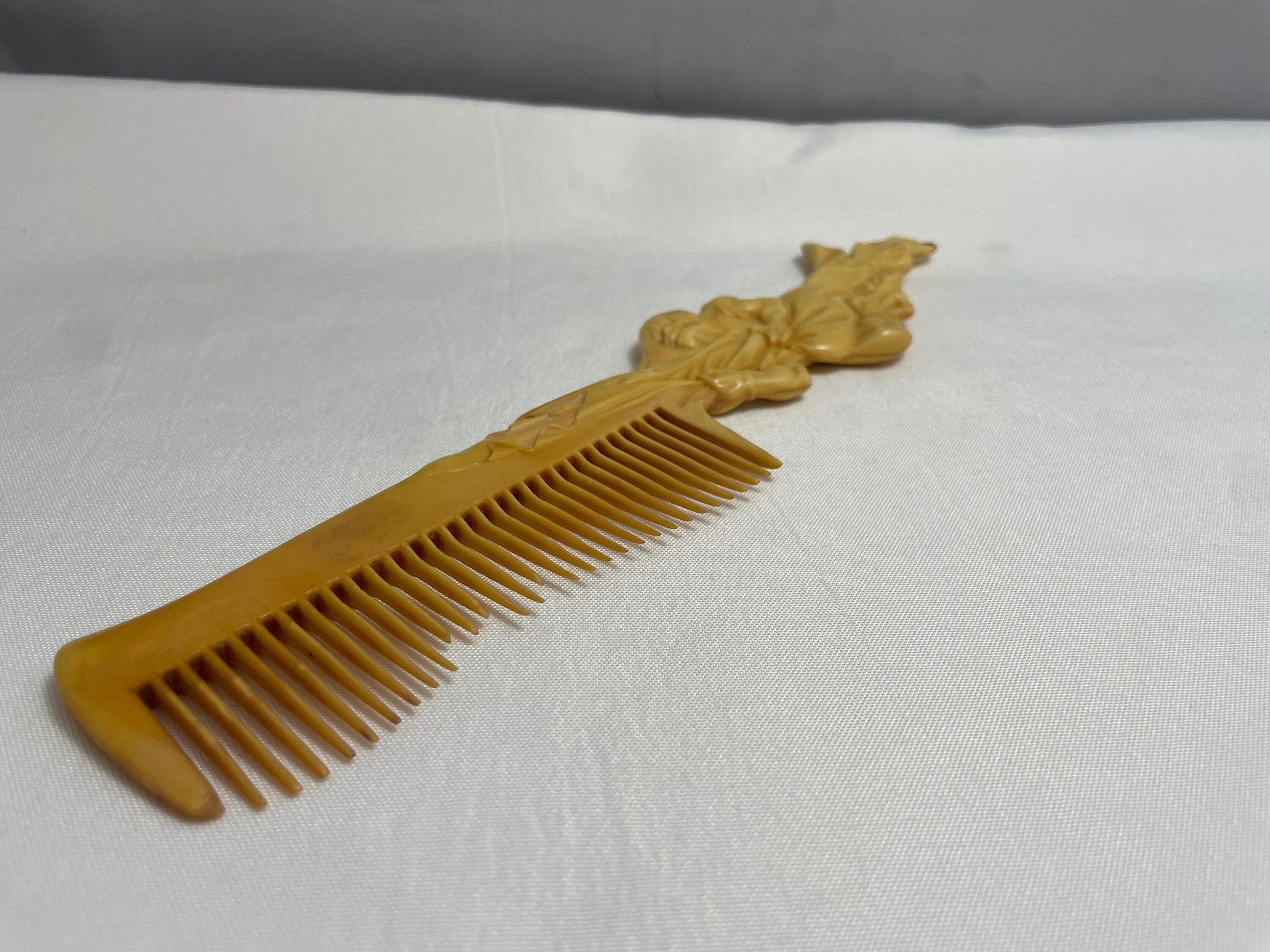 Victorian Celluloid Decorative Hair Comb Rumpelstiltskin Sculpture on Handle, Rare Collectible, Antique Accessories, Victorian Vanity