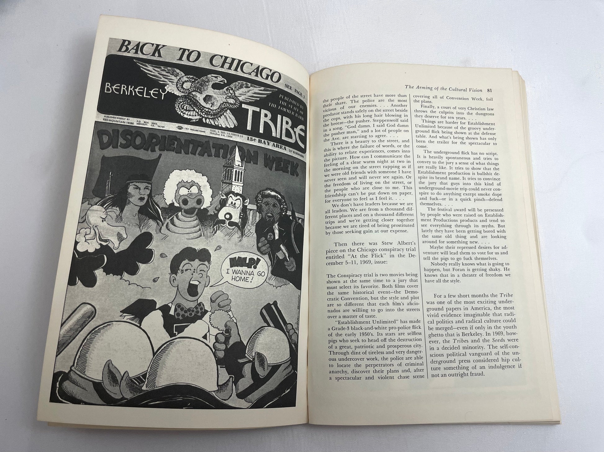 FIRST EDITION 1972 - The Paper Revolutionaries The Rise of the Underground Press by Laurence Leamer - Paperback