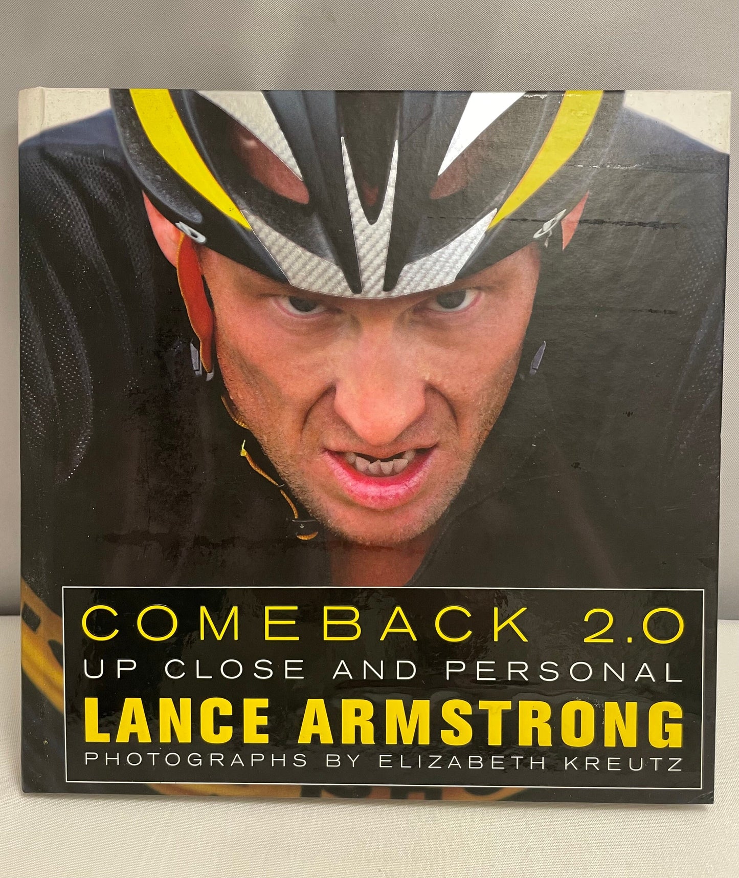 SIGNED COPY Comeback 2.0 Up Close and Personal Lance Armstrong Photography by Elizabeth Kreutz, Autographed Book, Collectible Book