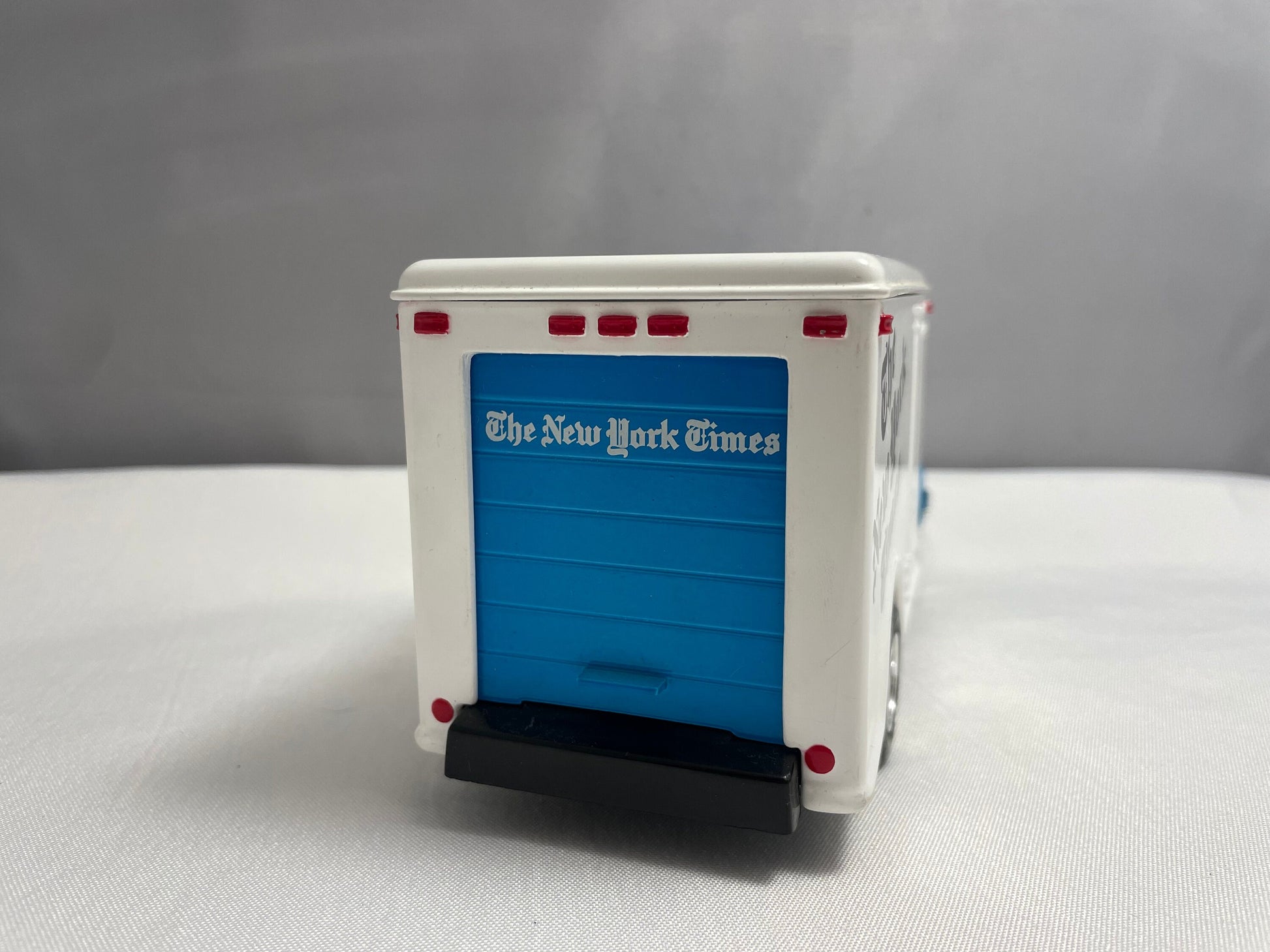 The New York Times Ertl Collectibles 1949 White Tilt-Cab Truck, Toy Car, Rare Collectible, Advertising Truck