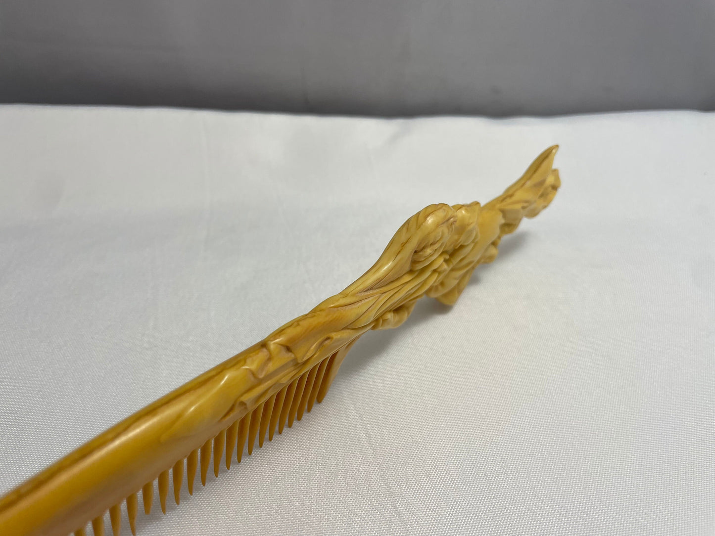 Victorian Celluloid Decorative Hair Comb Rumpelstiltskin Sculpture on Handle, Rare Collectible, Antique Accessories, Victorian Vanity