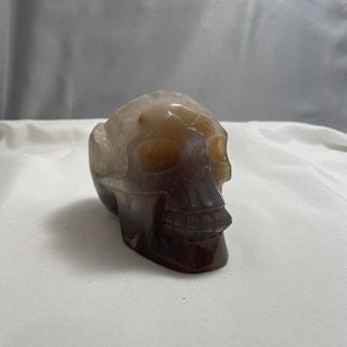 Agate Crystal Skull Sculpture, Gemstone Skull Decor, Healing Crystal Figurine, Unique Home Decor, Crystal Collector Gift