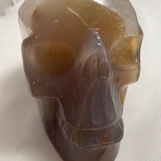 Agate Crystal Skull Sculpture, Gemstone Skull Decor, Healing Crystal Figurine, Unique Home Decor, Crystal Collector Gift