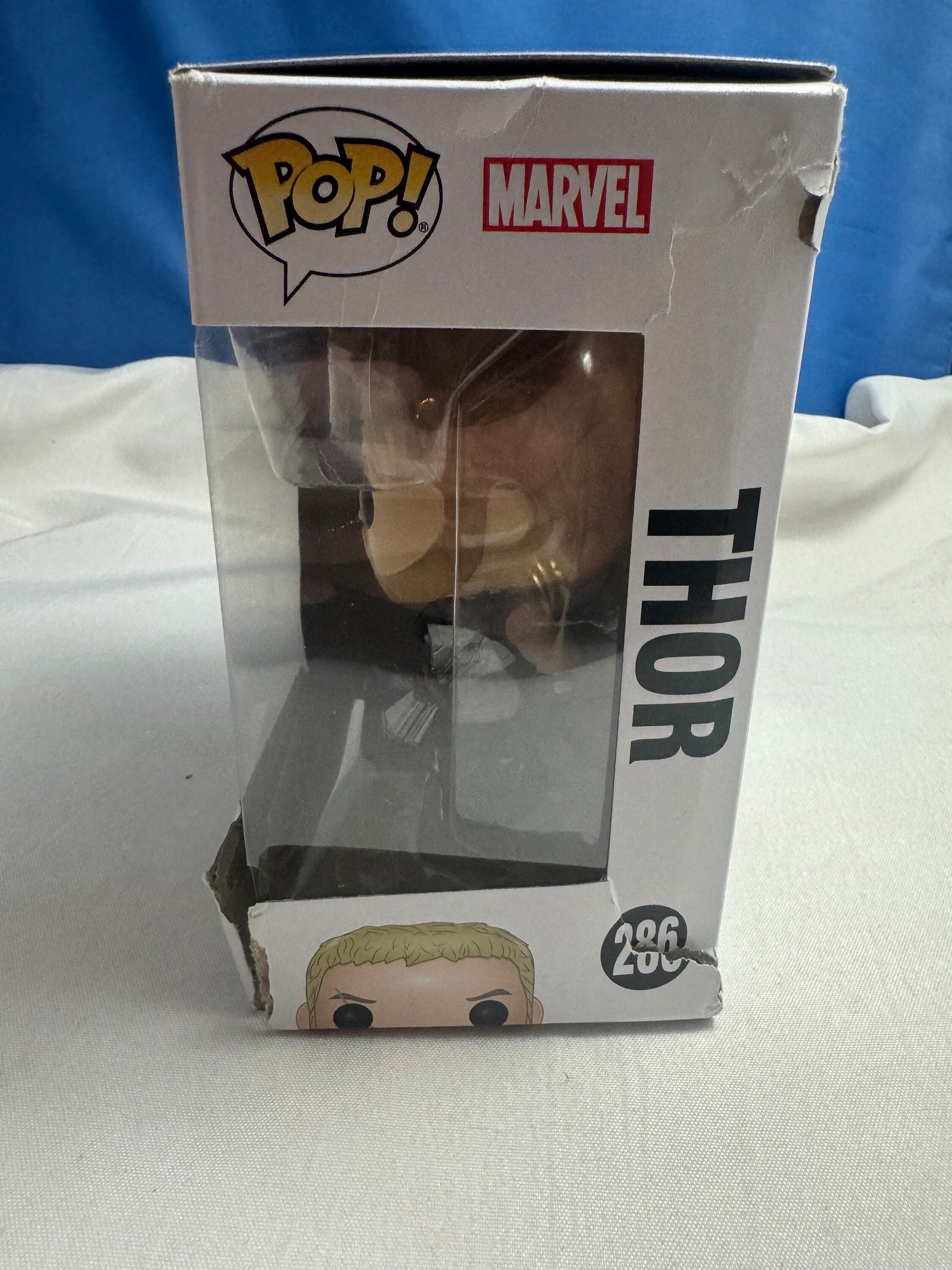 Funko Pop Thor from the Avengers Infinity War Collectible Figure, Cartoon Doll, Geek Gift, Cartoon Lover Gift, Movies, Superheroes