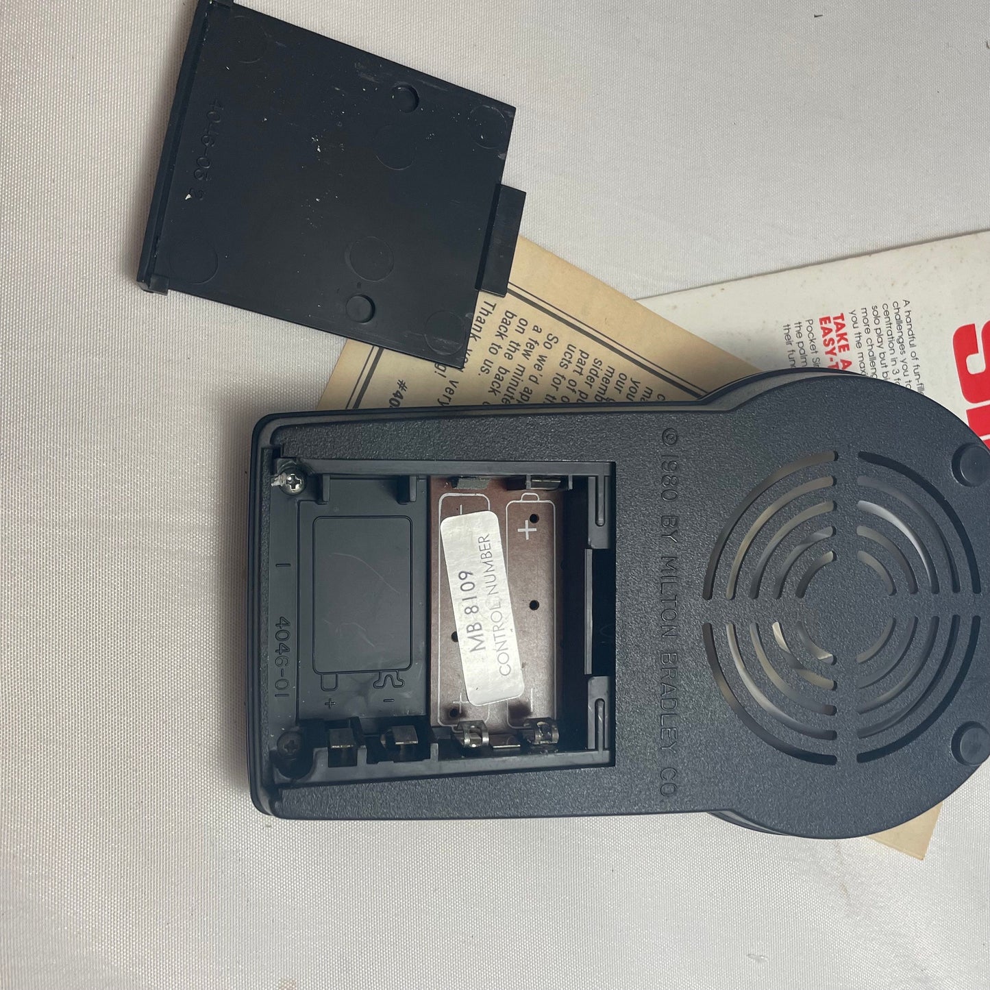 Vintage Pocket Simon 1980 Game, Electronic Memory Game, Retro Toy, Handheld Game, Classic Toy