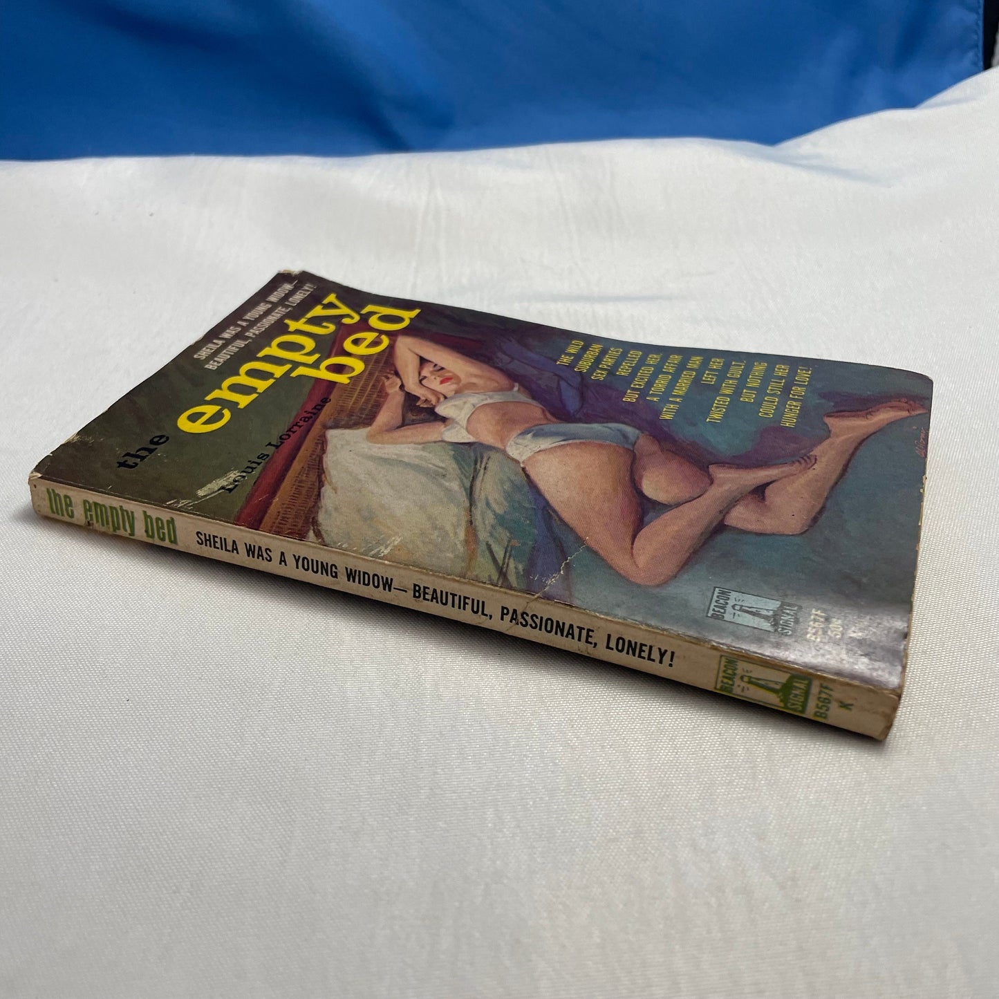 The Empty Bed by Louis Lorraine Paperback Book 1966 English US Edition