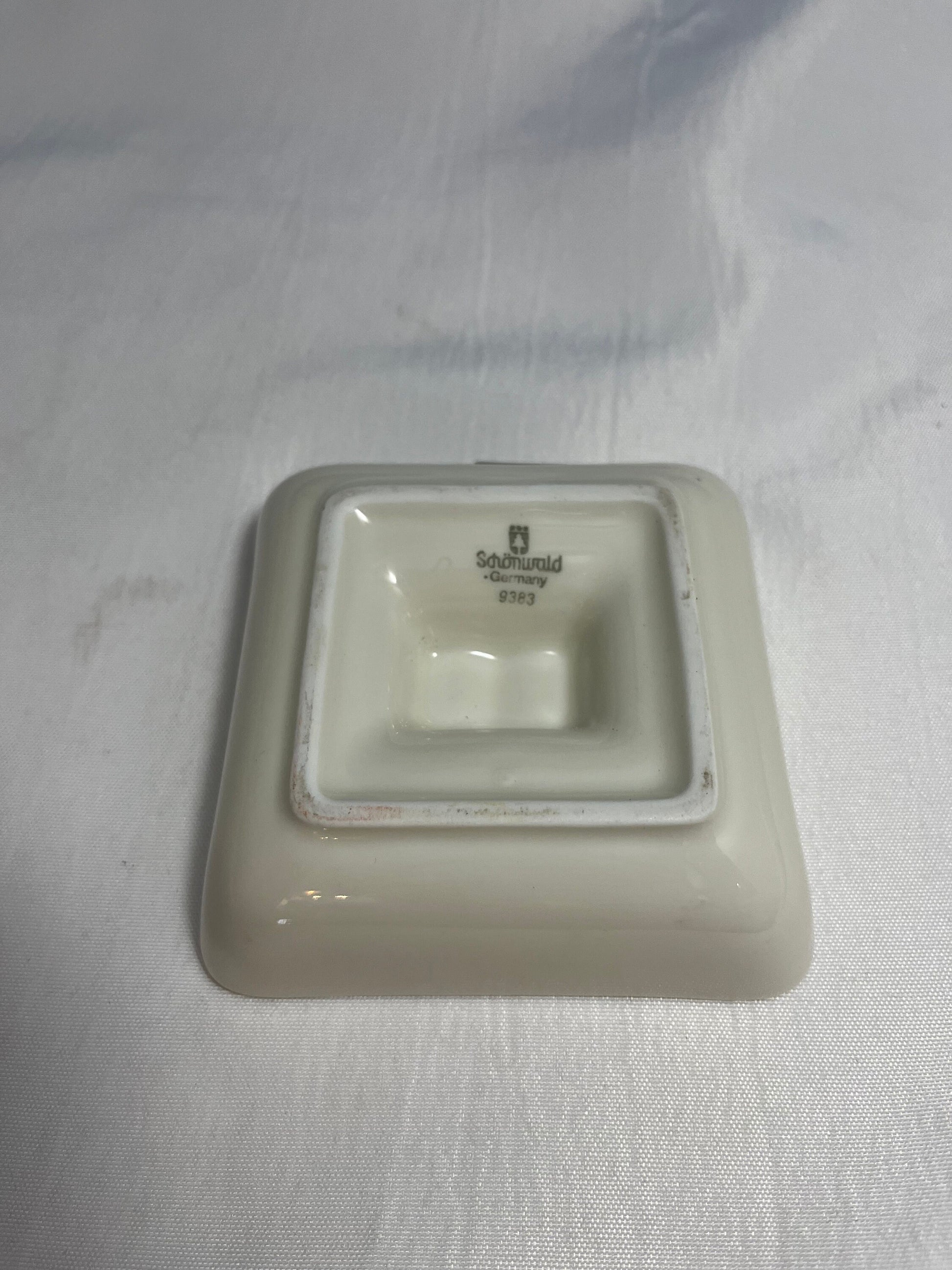 Ceramic Ashtray for Hotels, Ciga Design, Made in Germany, Unique Gift, Hotel Room Decor
