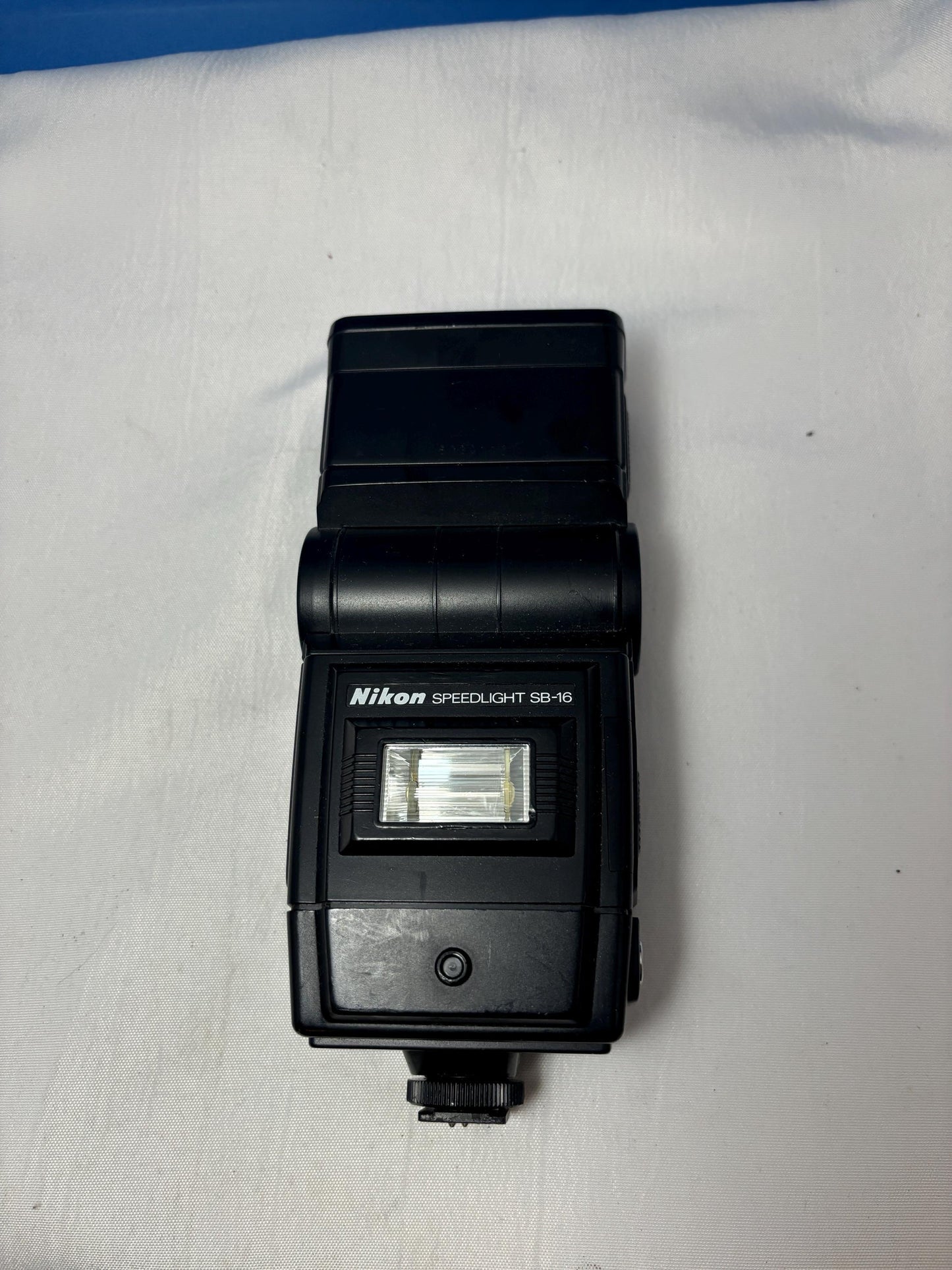 Nikon Speedlight SB-16B Flash