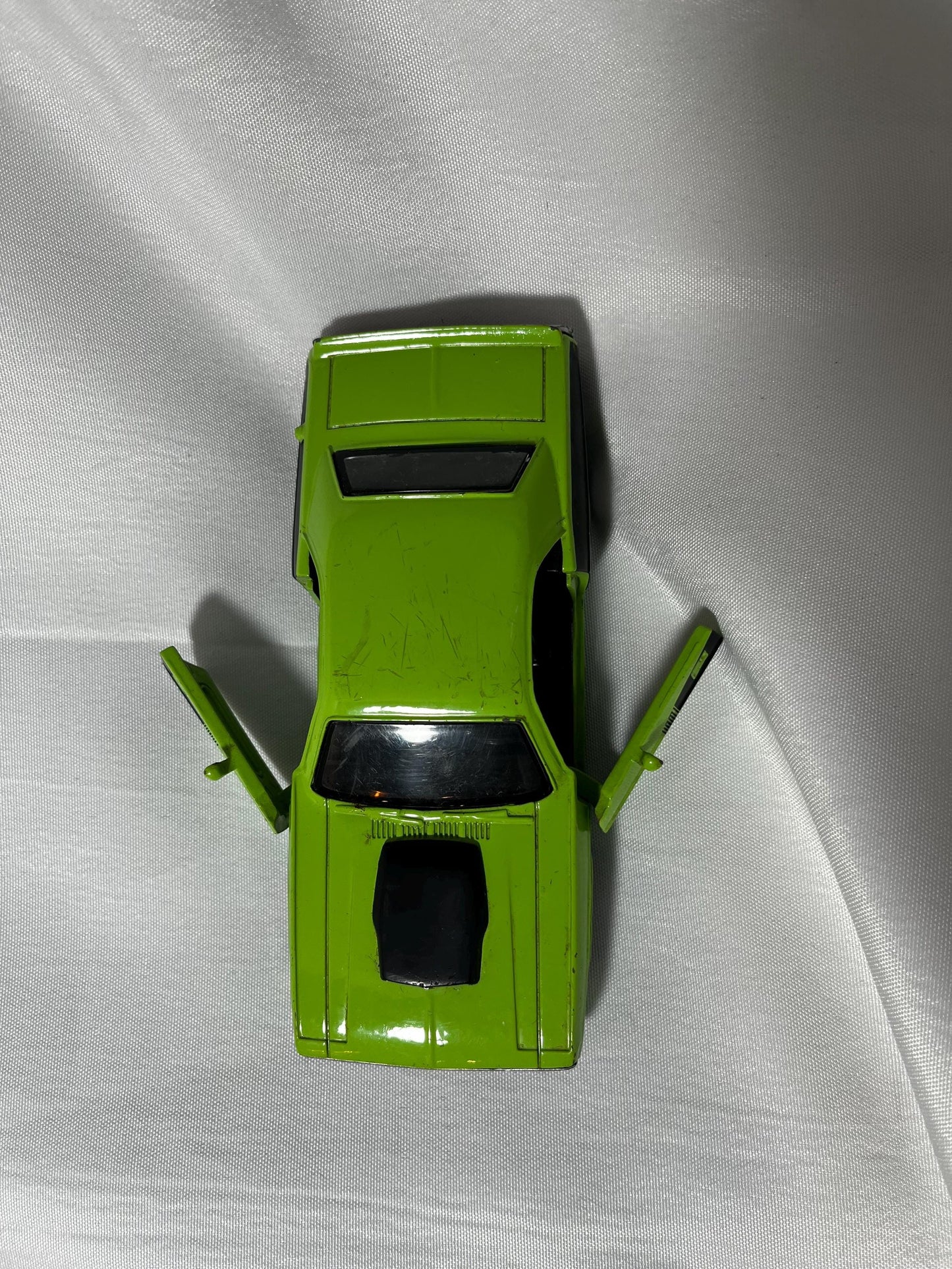 1970 Dodge Challenger Hemi Toy Car from 1990, Classic Car Replica, Vintage Model, Dodge Toy Car, Challenger Collectible